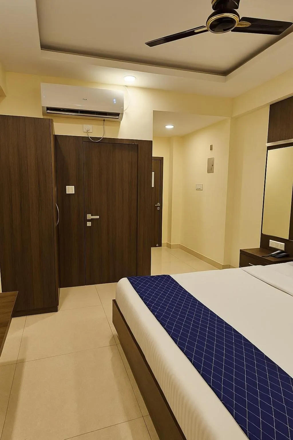 Bedroom, Bed in StayGuru Hotel Atithi