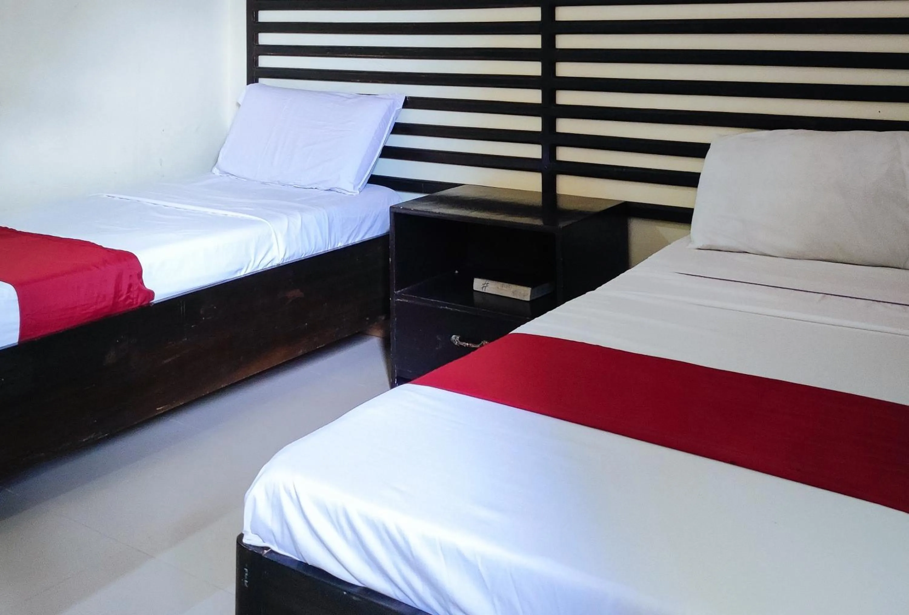 Bed in RedDoorz at Dream Haven Bed & Breakfast