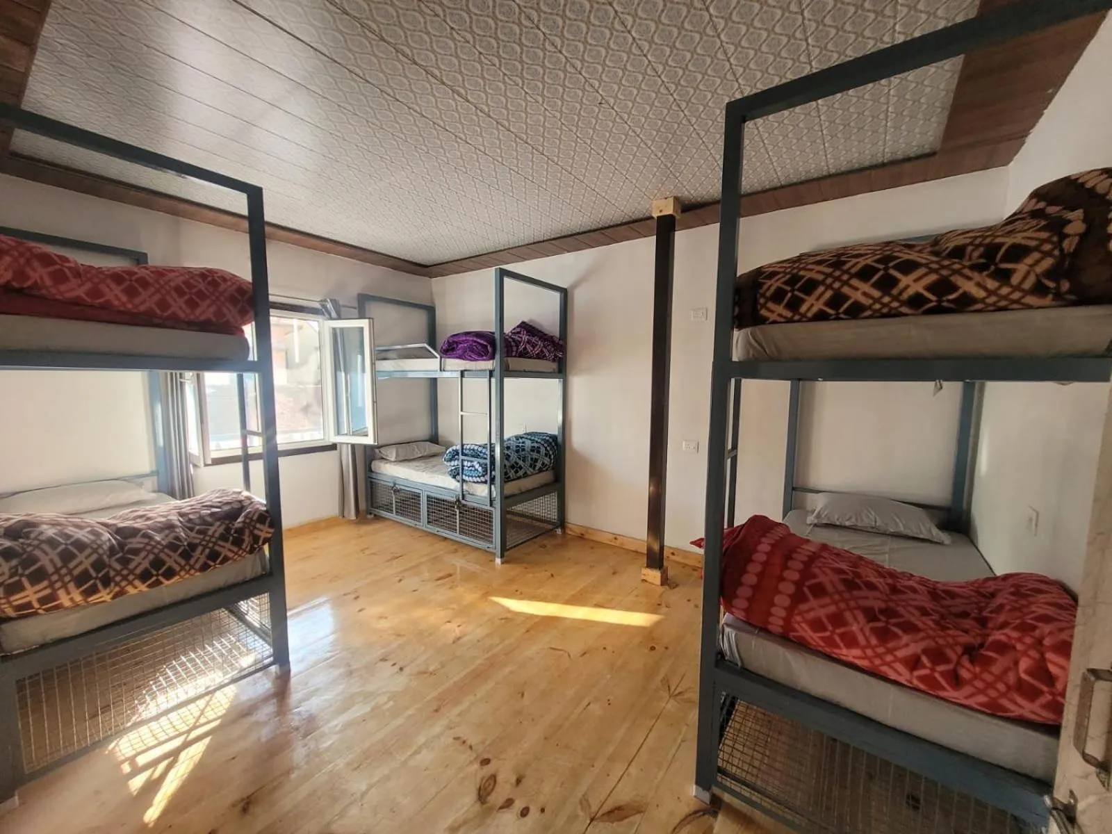 Bedroom, Bed in DHARAMSHALA inn MUNSYARI