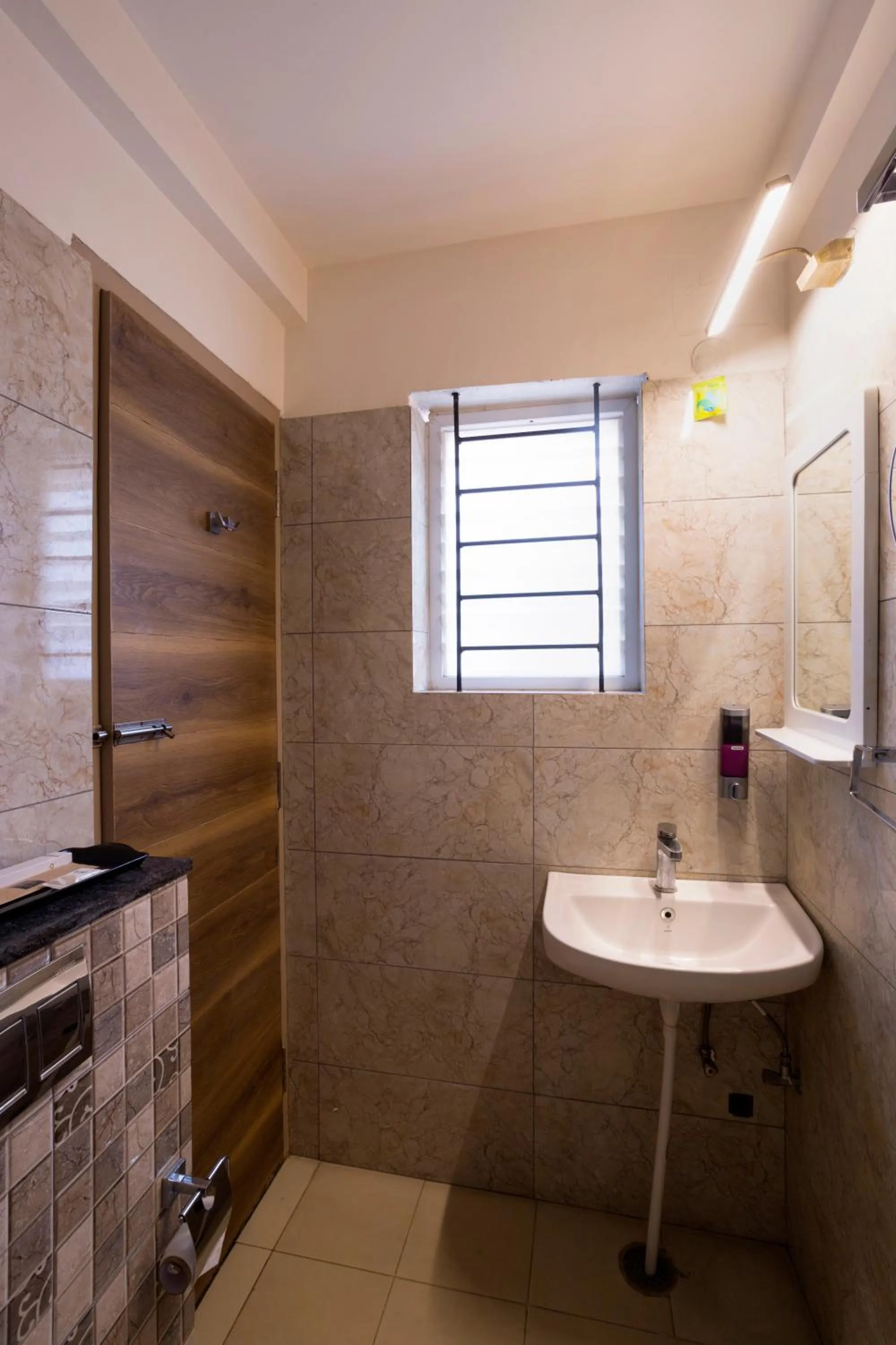 Bathroom in Nirantara Resort & Spa