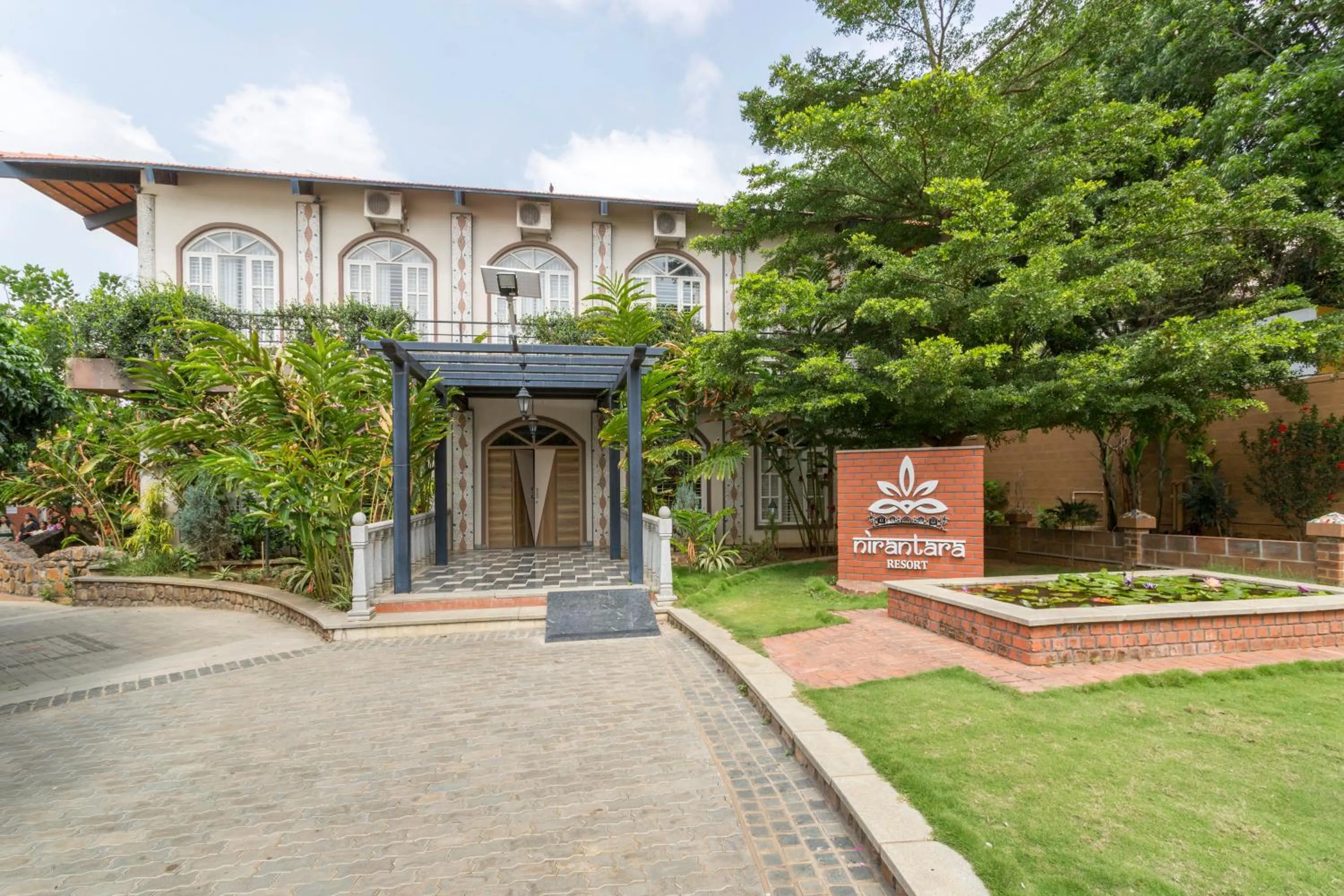 Spa and wellness centre/facilities in Nirantara Resort & Spa