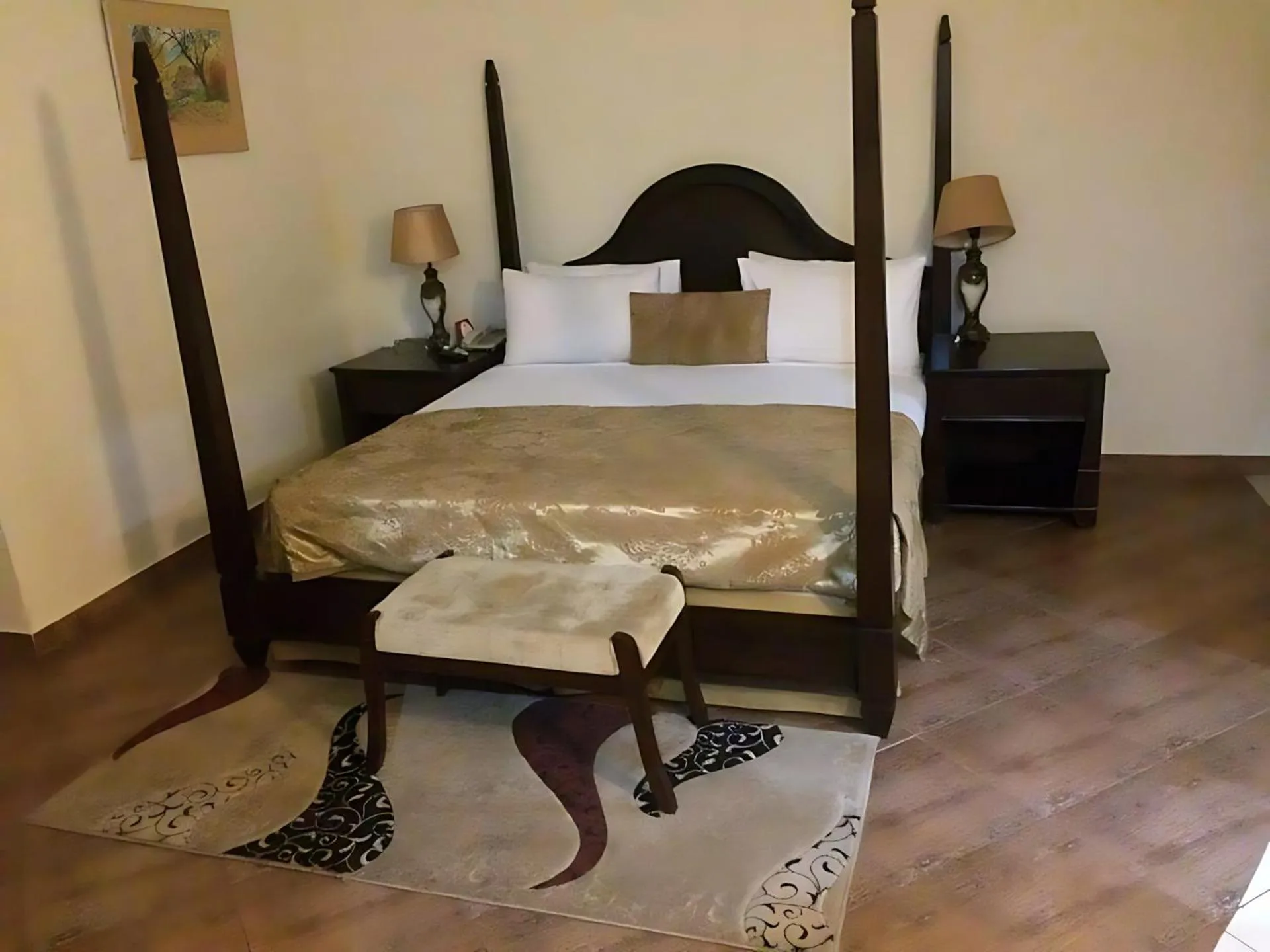 Bedroom, Bed in Grand Regency
