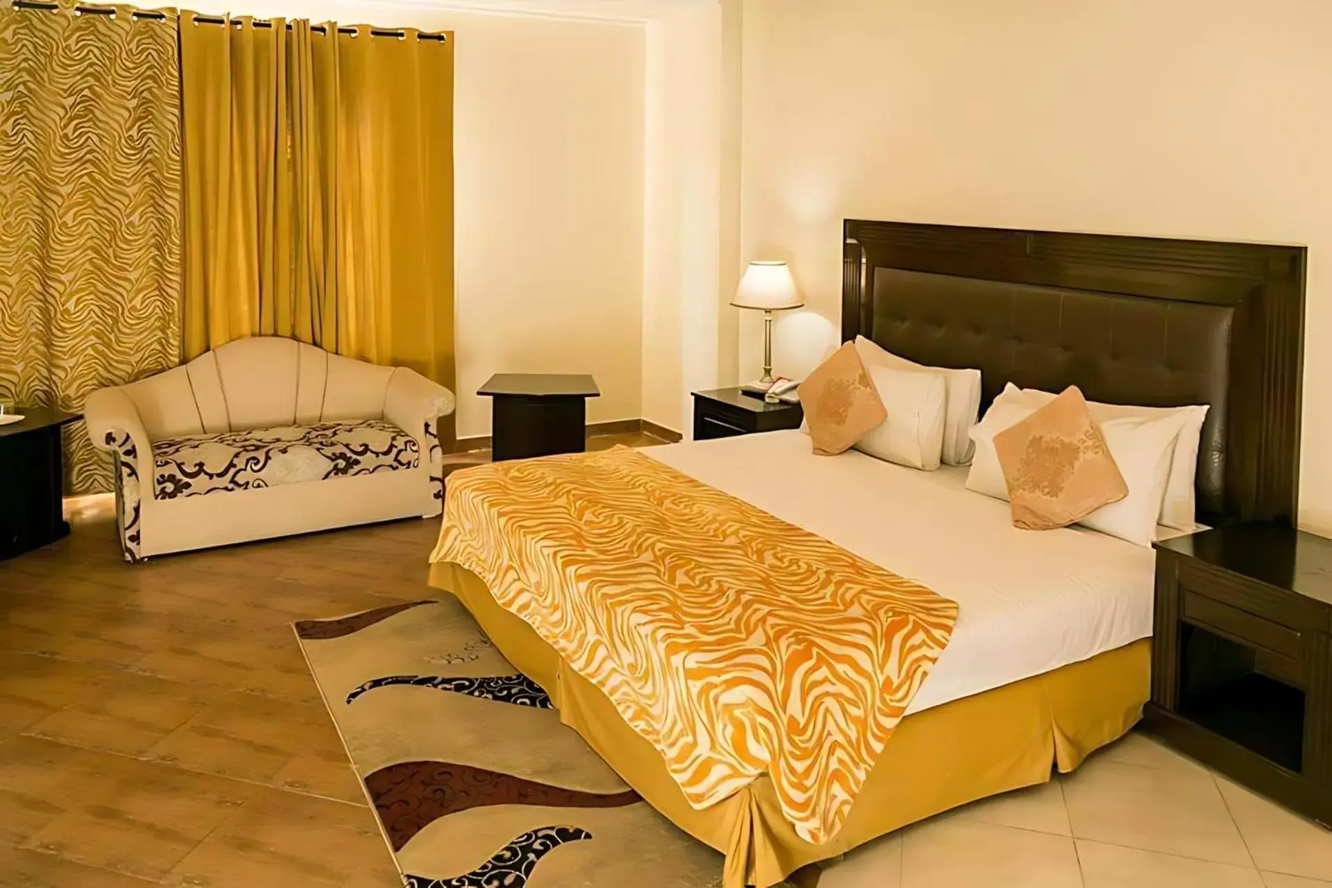 Deluxe Room - single occupancy in Grand Regency Deluxe Room - single occupancy in Grand Regency