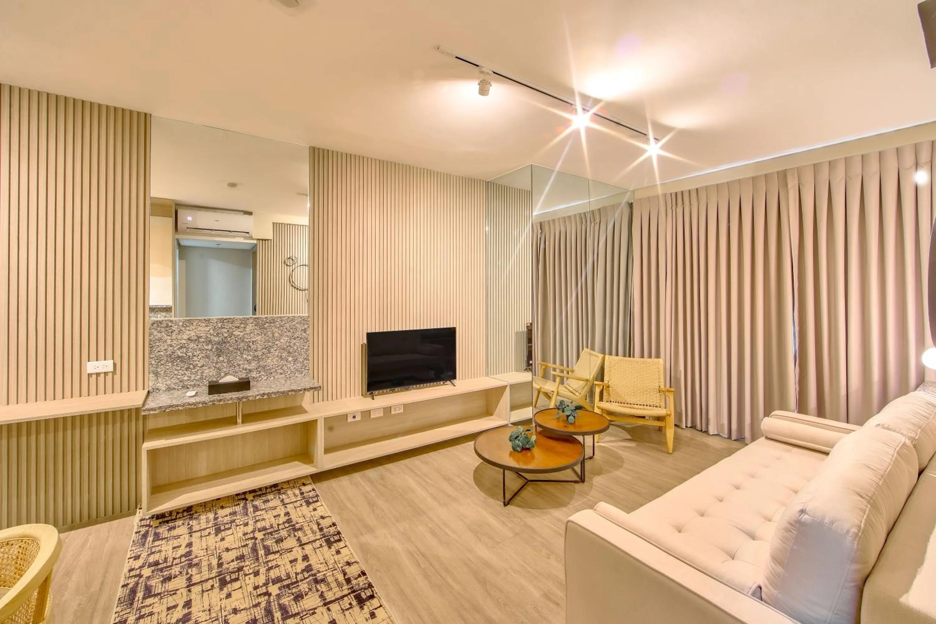 Communal lounge/ TV room in The Connor Serviced Residences Managed by HII