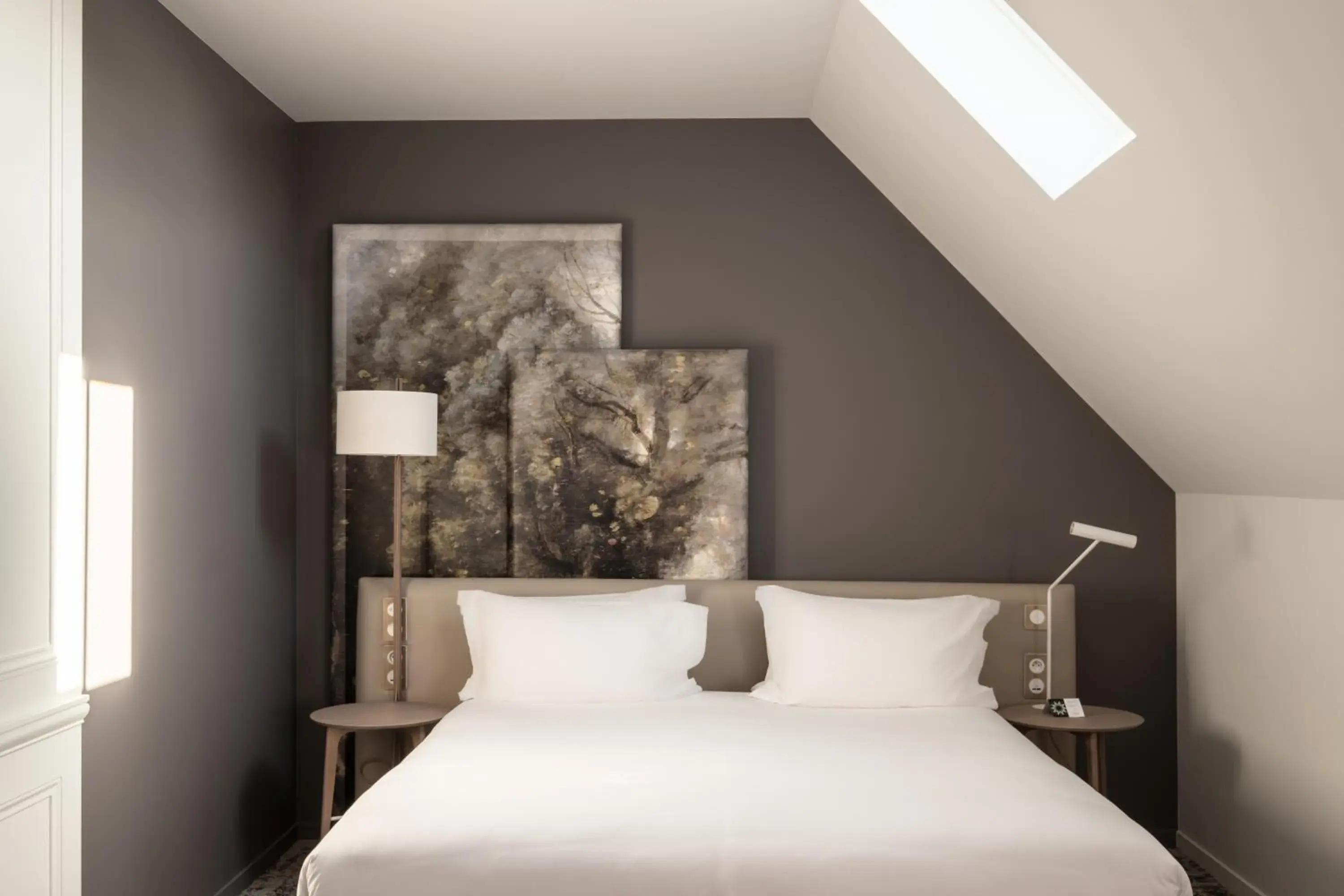 Premium King Room (Spa Access Included) in Dolce by Wyndham Versailles - Domaine du Montcel Premium King Room (Spa Access Included) in Dolce by Wyndham Versailles - Domaine du Montcel