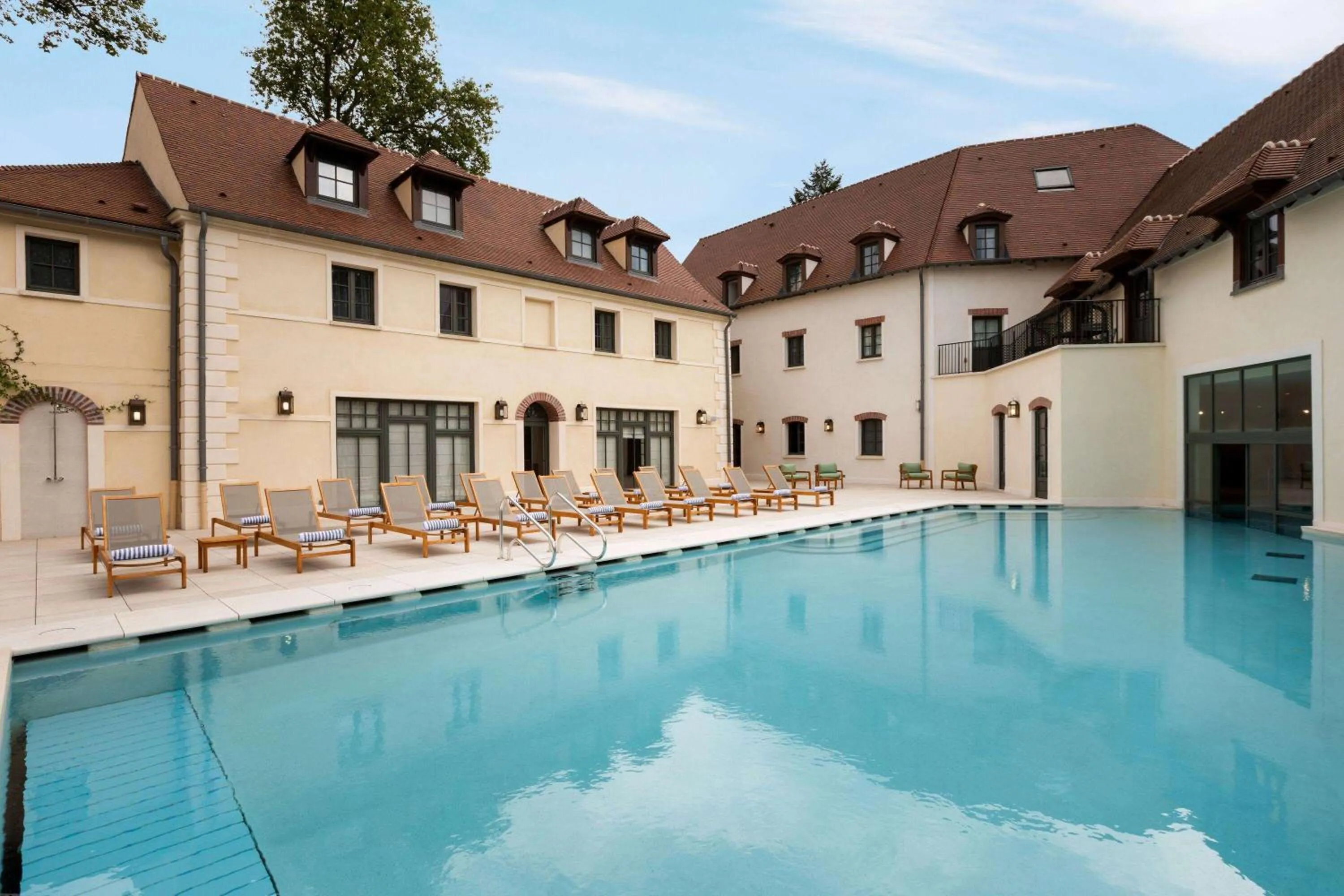 Spa and wellness centre/facilities in Dolce by Wyndham Versailles - Domaine du Montcel