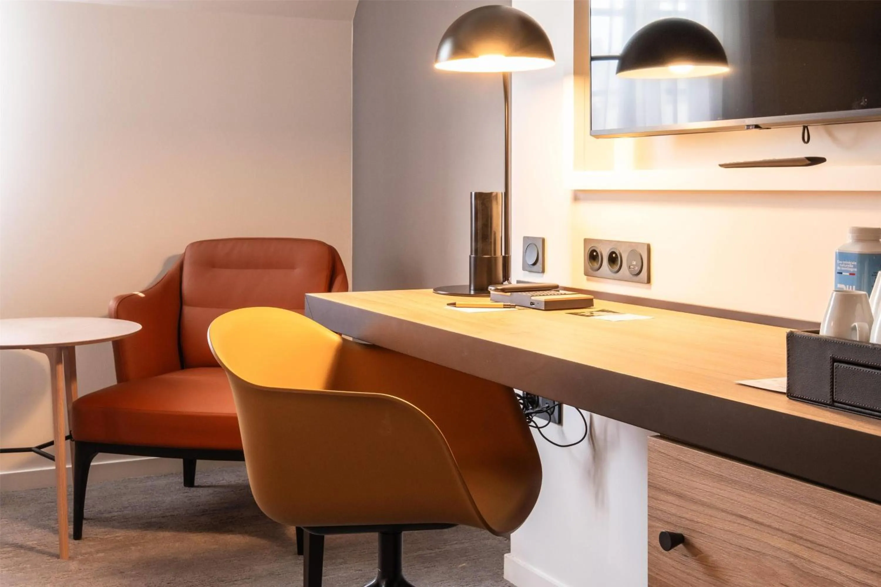 Photo of the whole room in Dolce by Wyndham Versailles - Domaine du Montcel