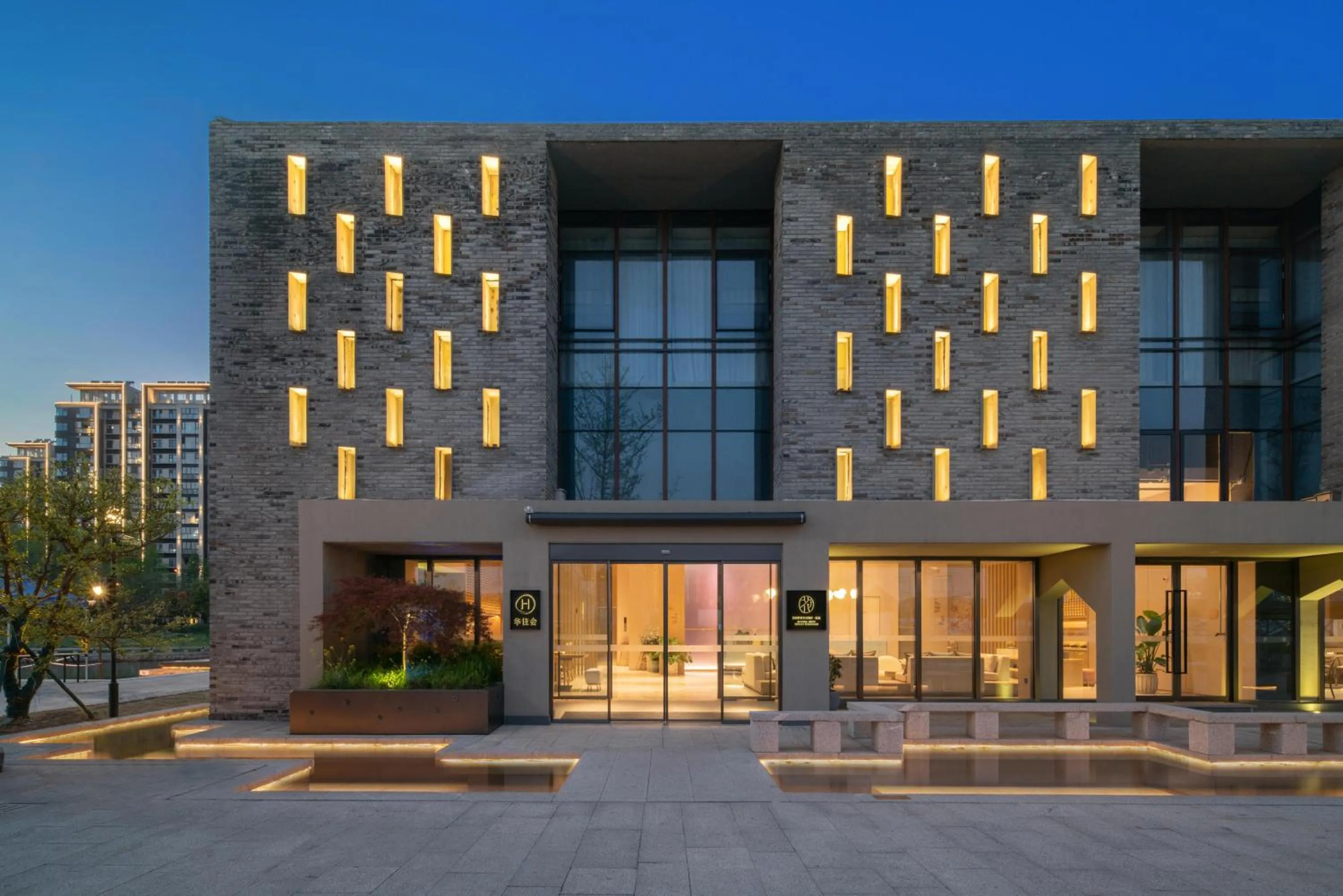Property building in Suzhou Xushuguan Blossm House