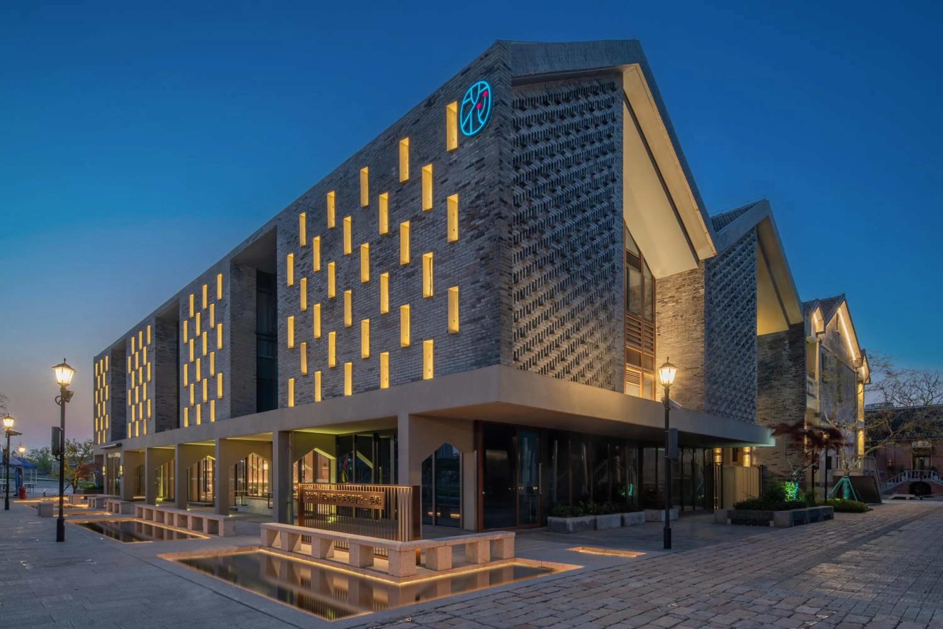 Suzhou Xushuguan Blossm House