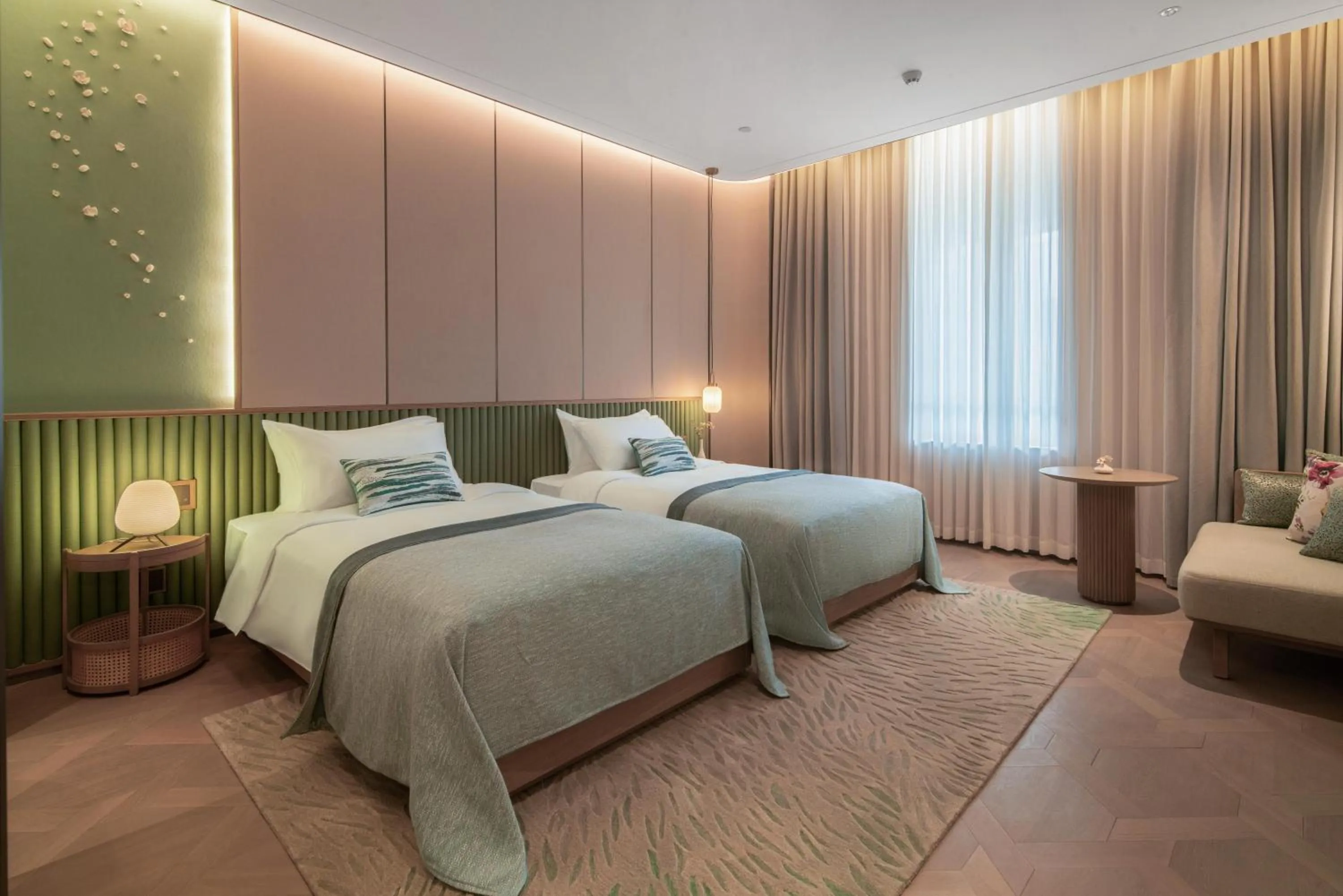 Photo of the whole room, Bed in Suzhou Xushuguan Blossm House