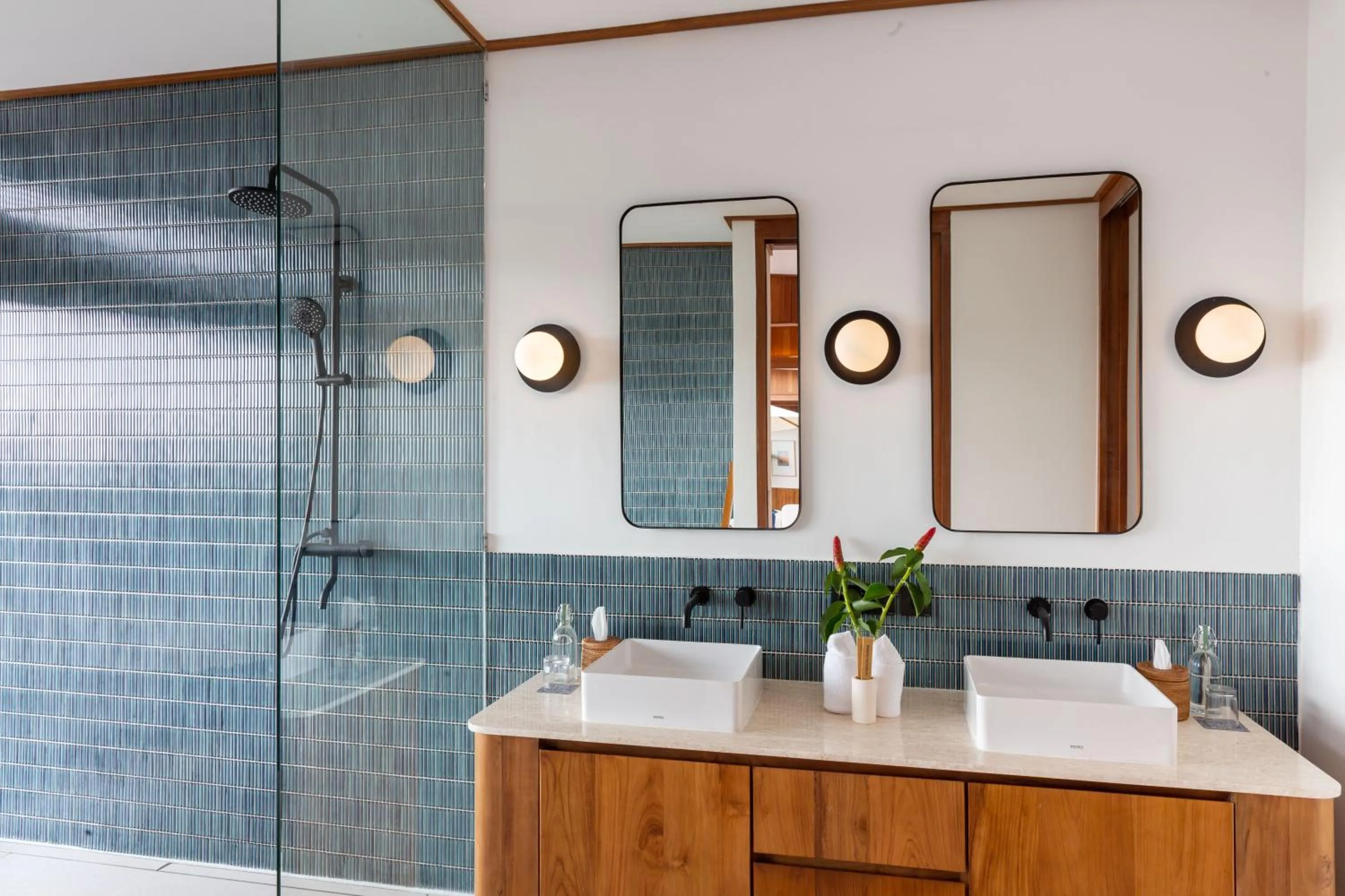 Bathroom in Ocean View Villas by Grün