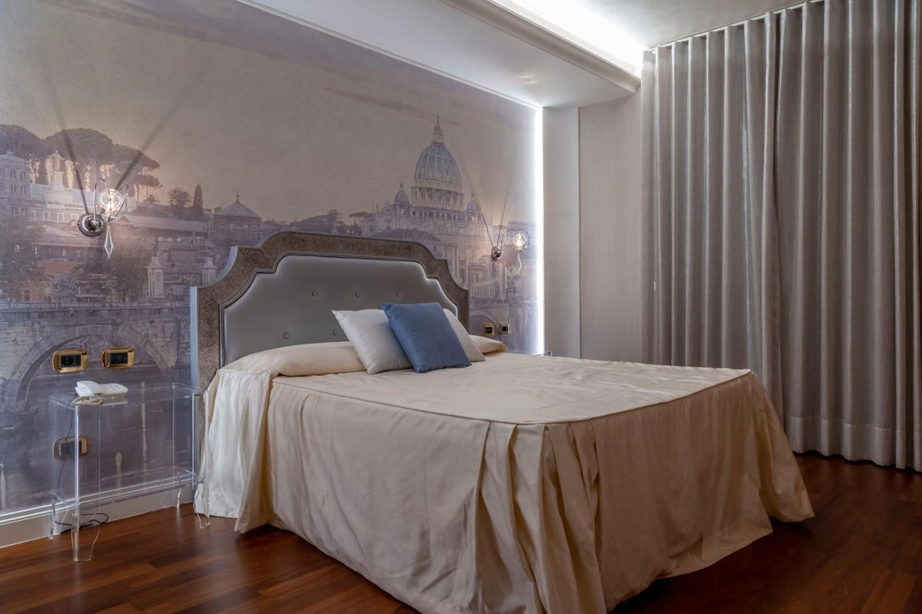 Bed in Boutique Hotel Puccini