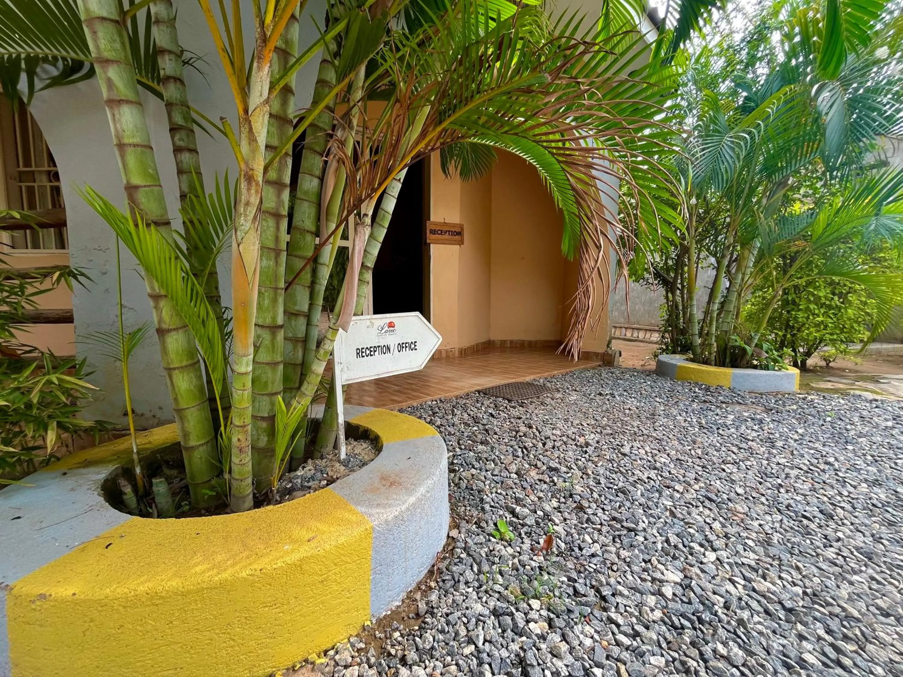 Lavic Country Resort Adjumani