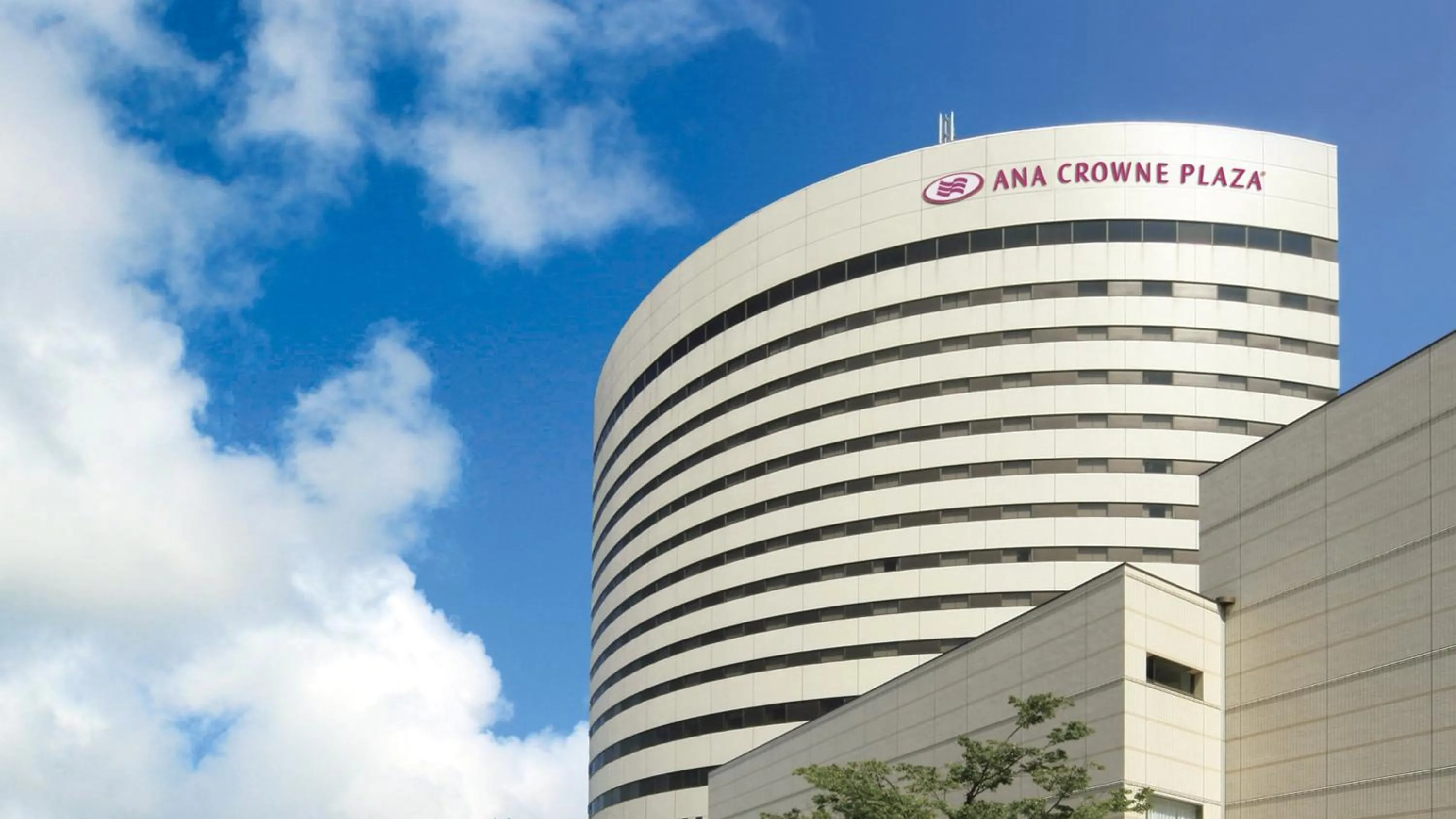Property building in ANA Crowne Plaza Niigata by IHG
