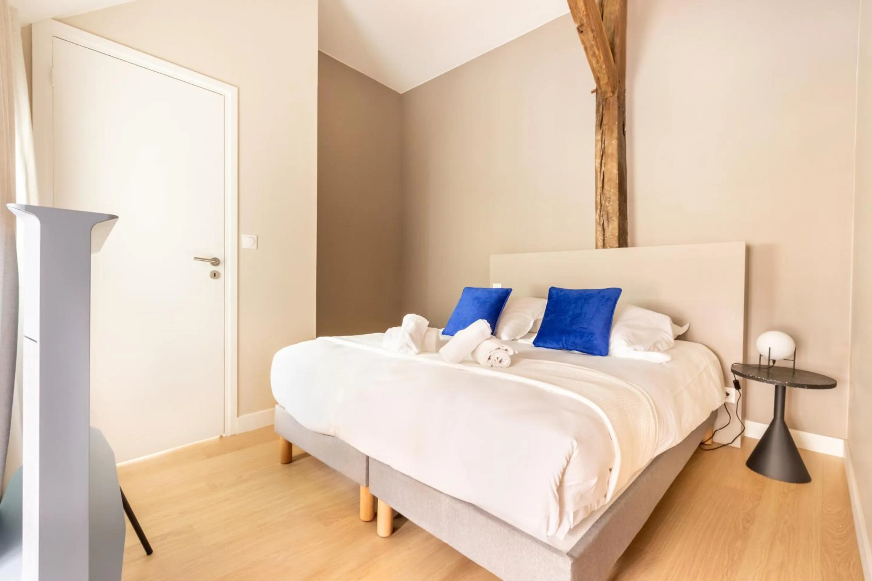 Bedroom, Bed in Au Chat Qui Dort Lille - Gare