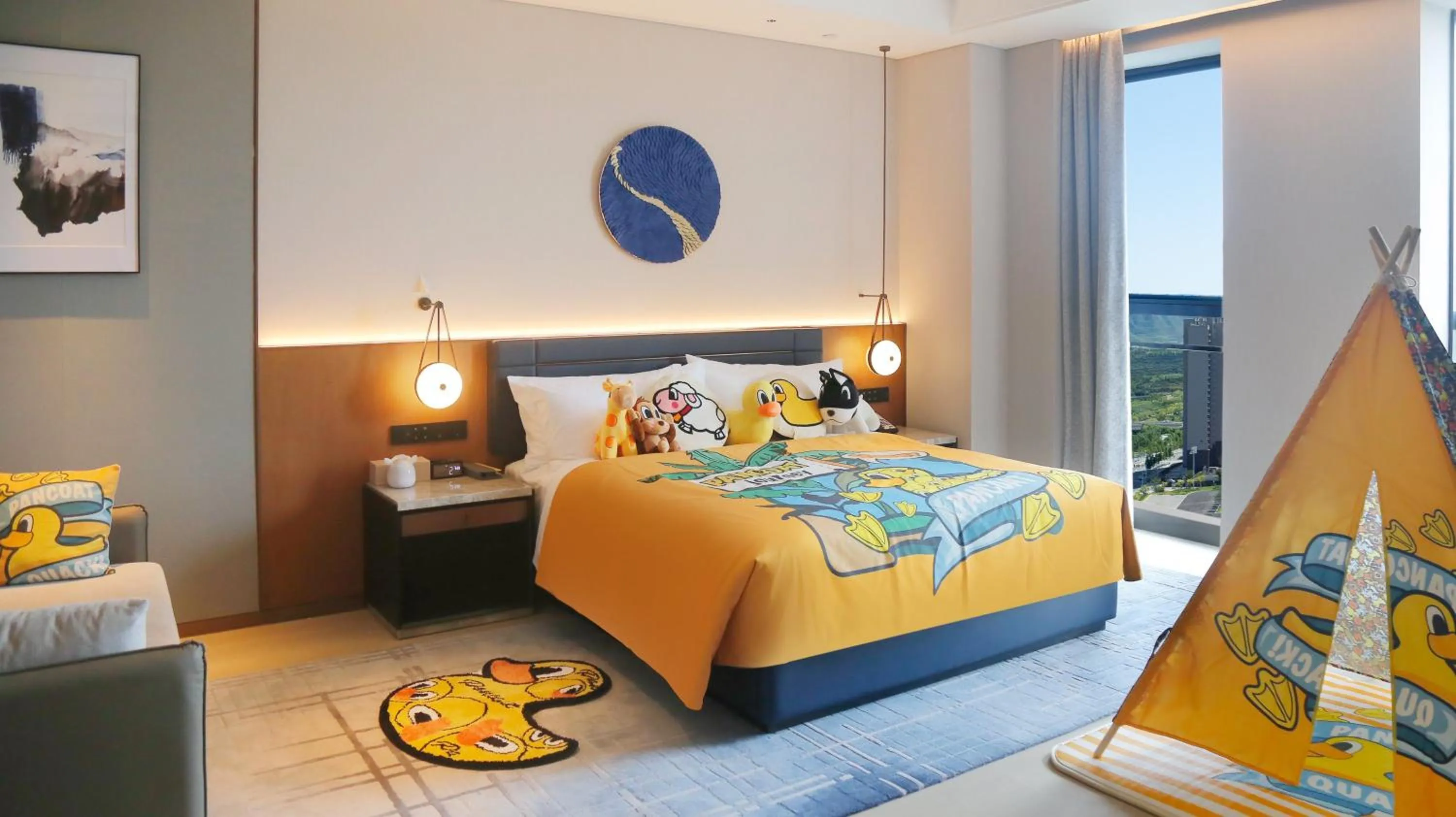 Photo of the whole room, Bed in voco Jincheng Danhe by IHG