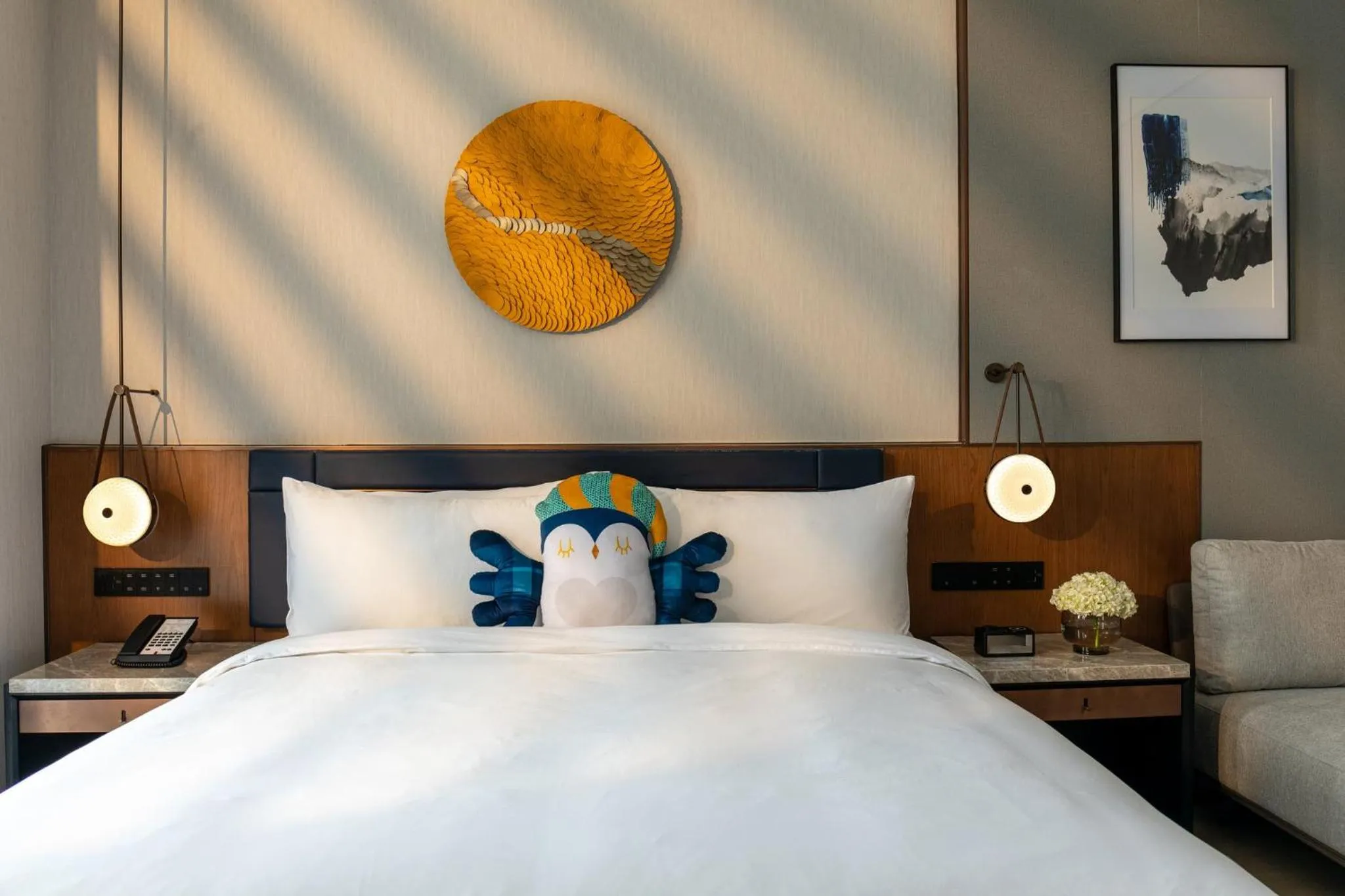 Photo of the whole room, Bed in voco Jincheng Danhe by IHG