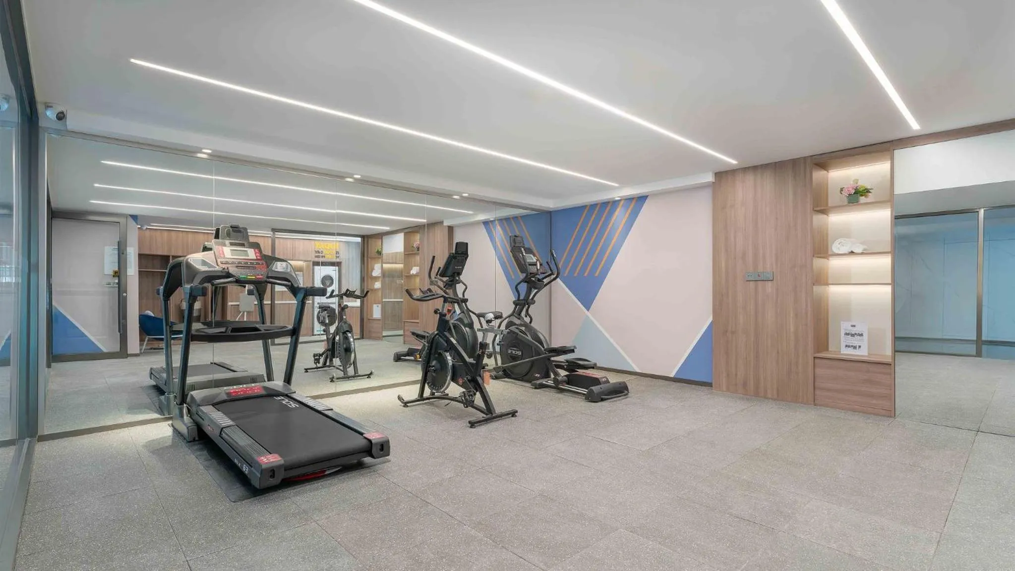 Fitness centre/facilities in Holiday Inn Express Wuhan Jinyin Lake