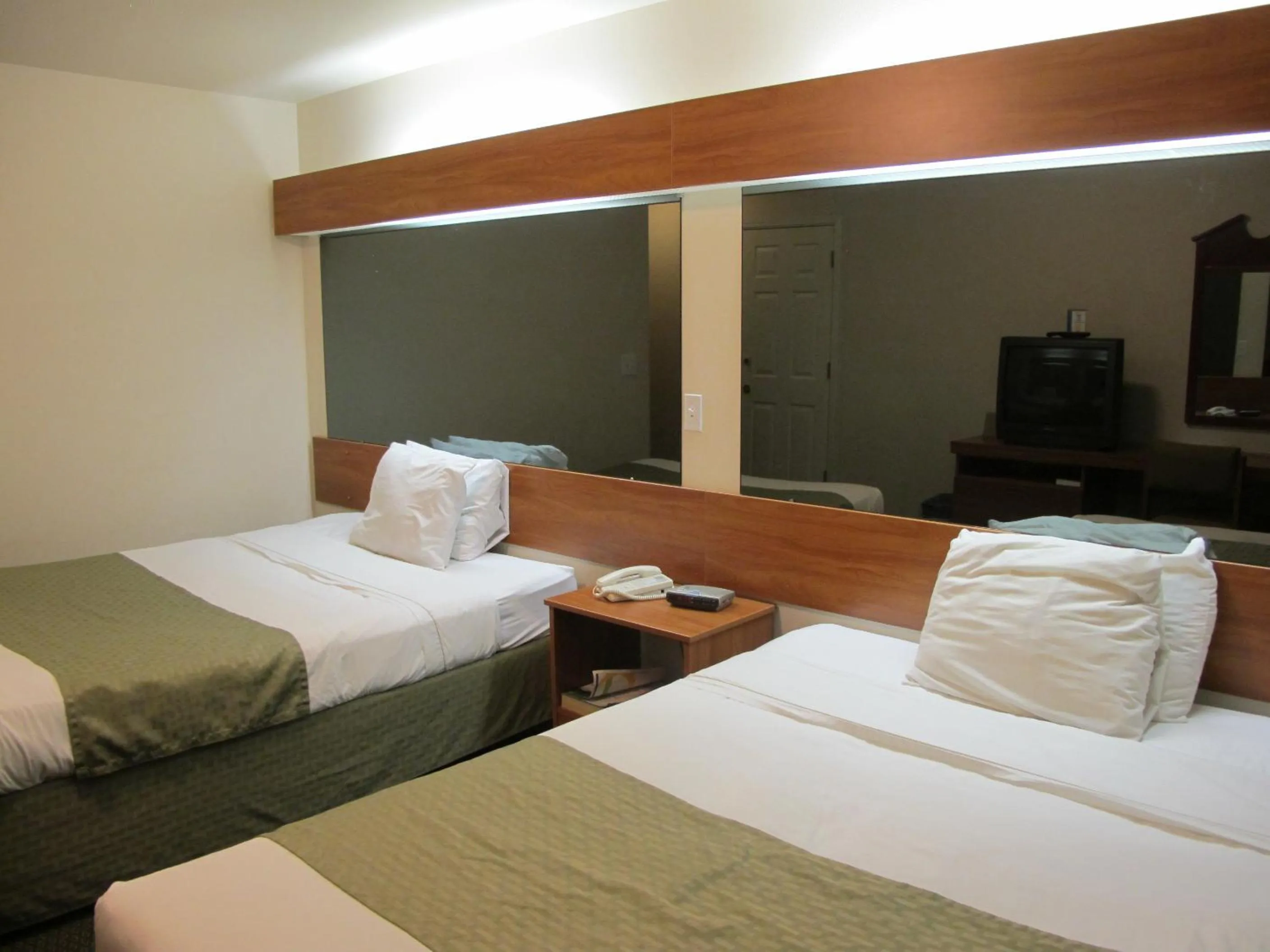 Bed in Eagle River Microtel