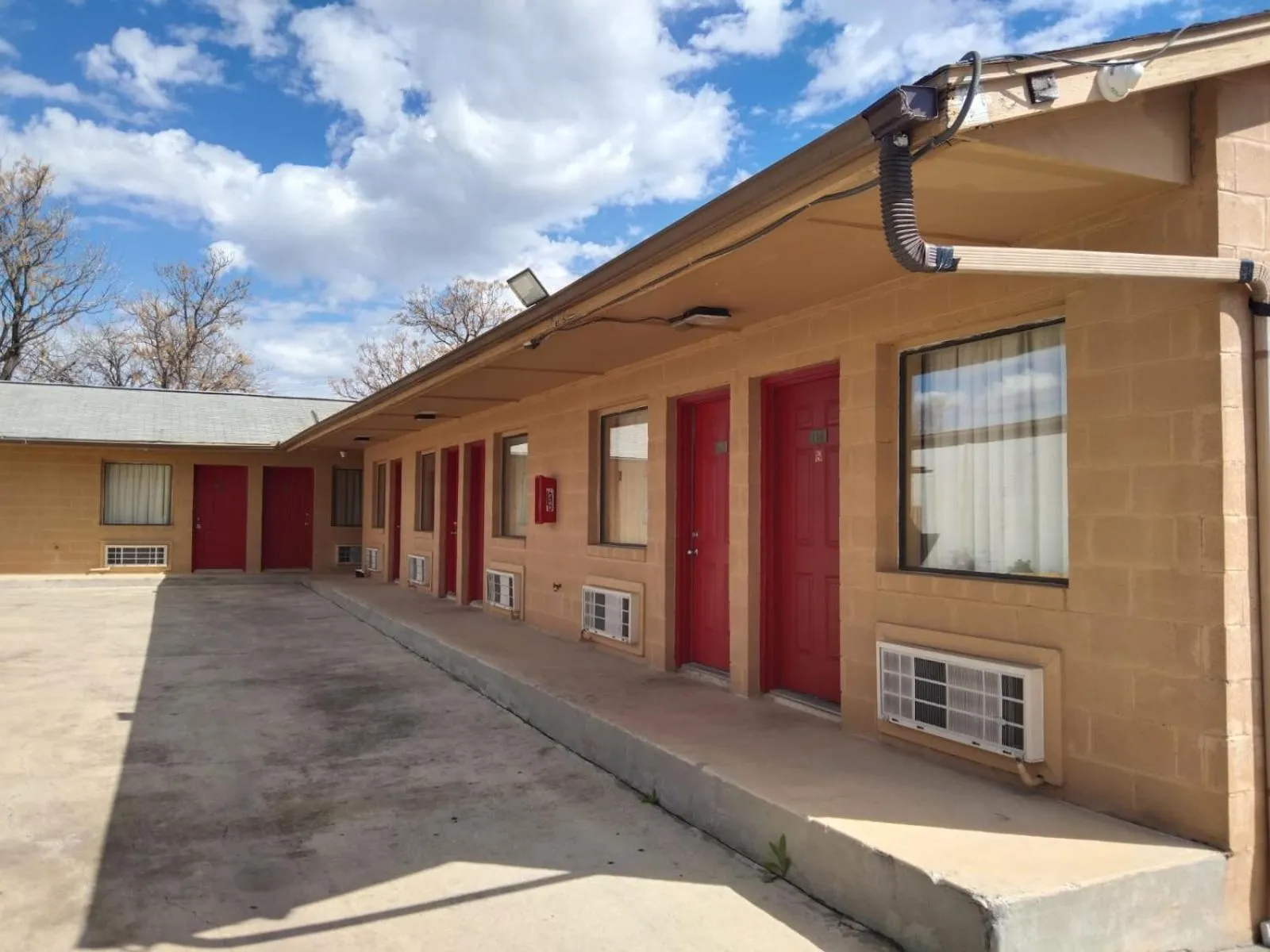 Property building in American Motel