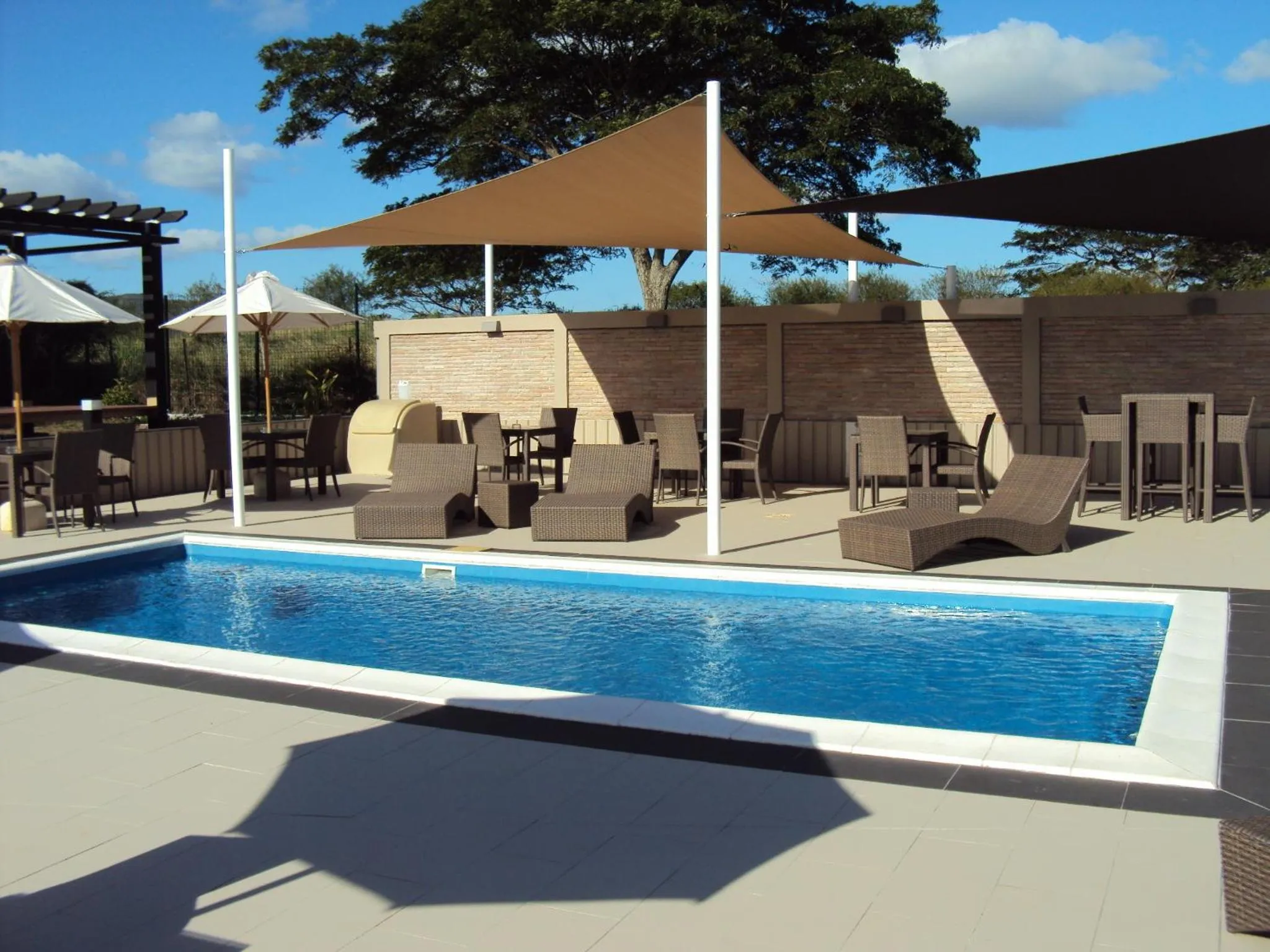 Swimming pool in Hotel Colibri