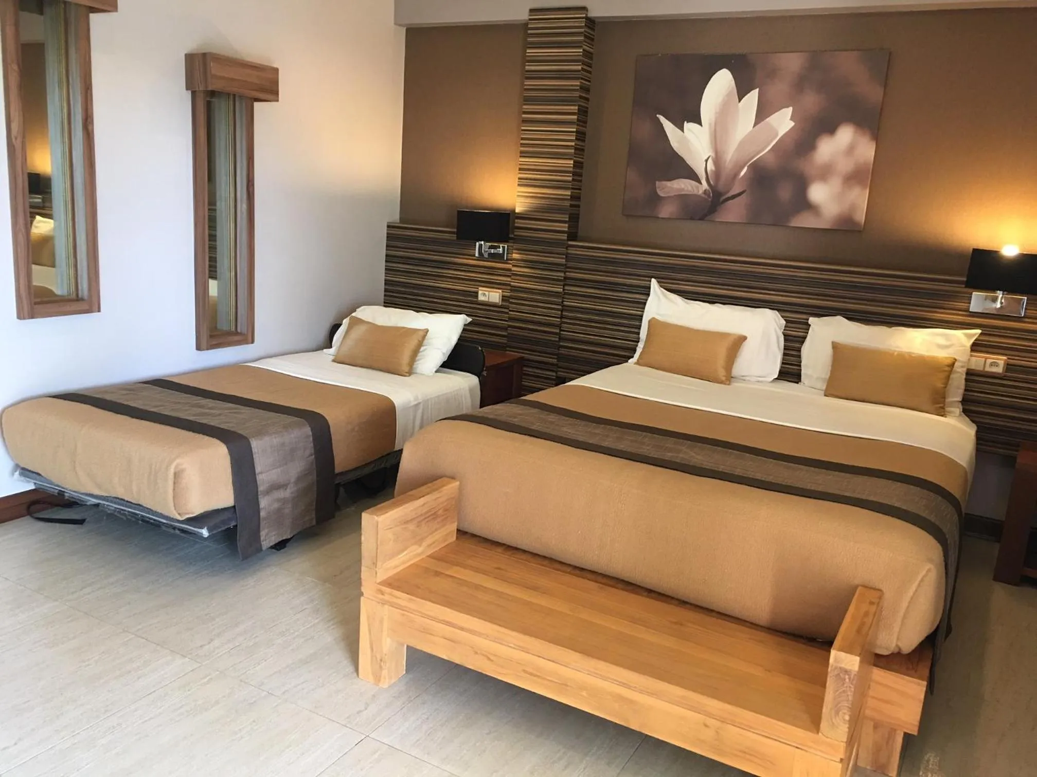 Bed in Hotel Colibri