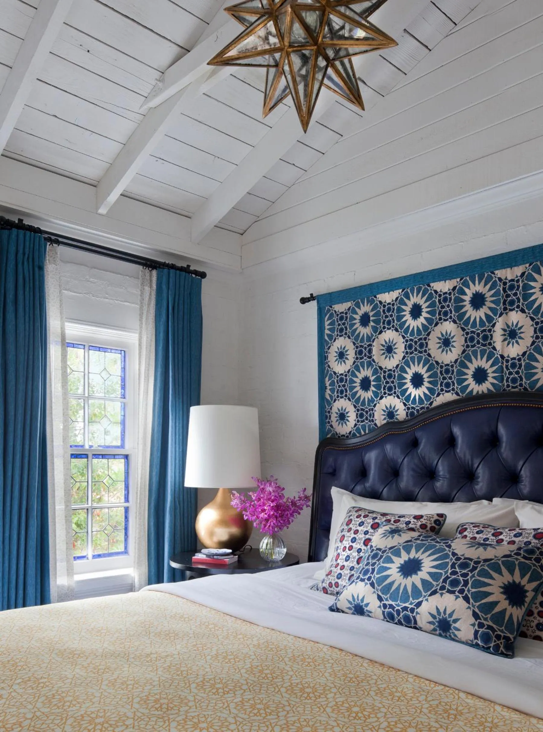 Bed in Casa Laguna Hotel & Spa