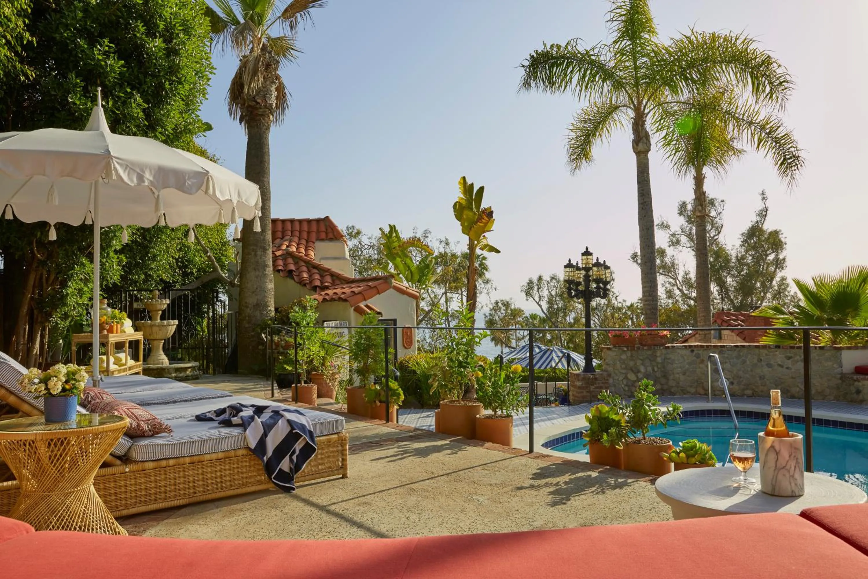 Swimming pool in Casa Laguna Hotel & Spa