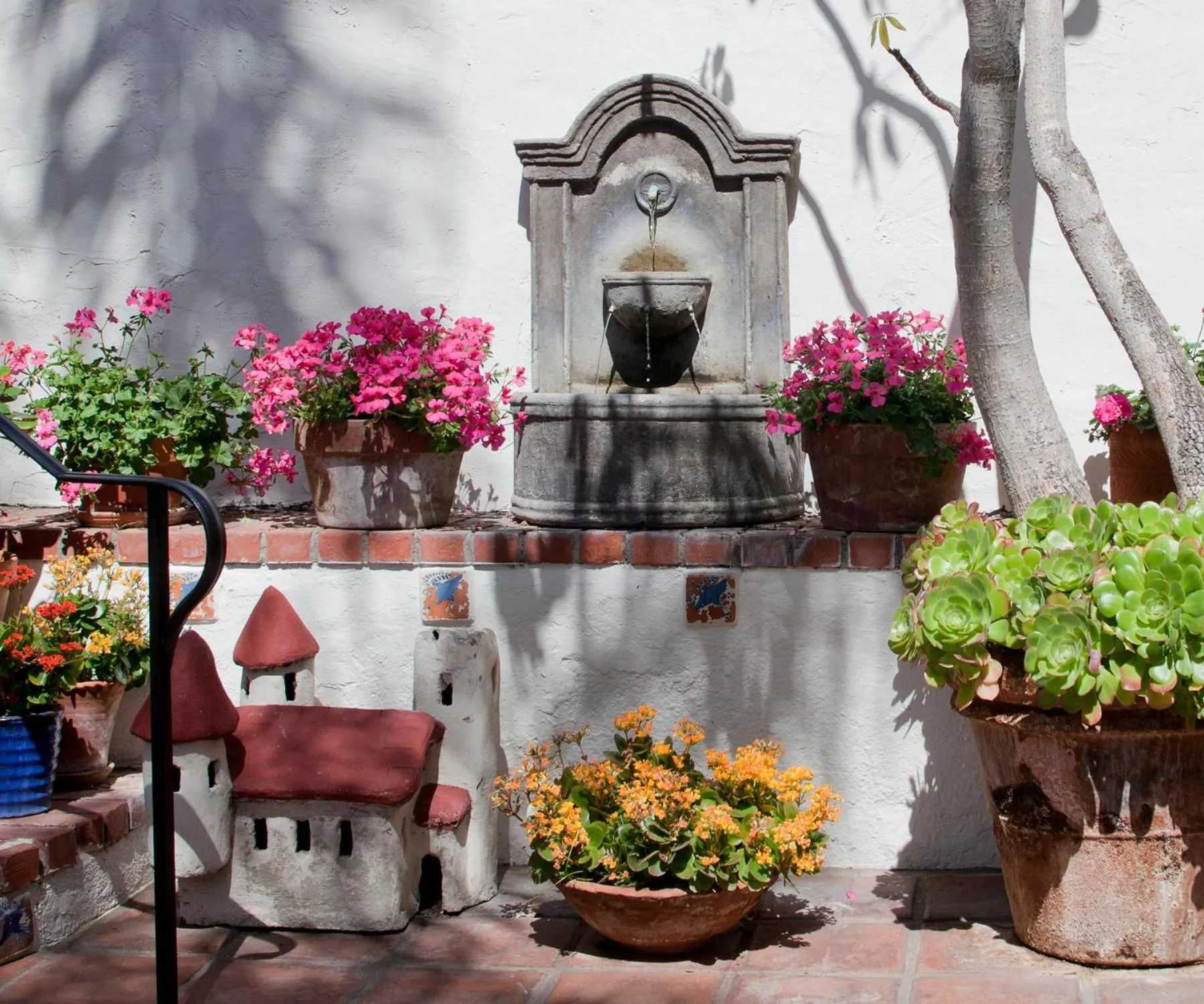 Decorative detail in Casa Laguna Hotel & Spa