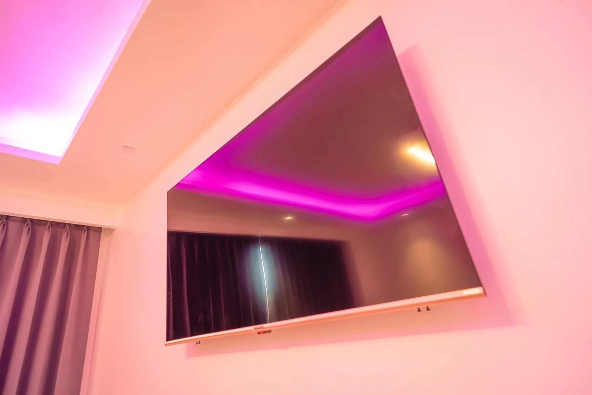 TV and multimedia in J60 Suites, Ashok Vihar - Near Netaji Subhash Place