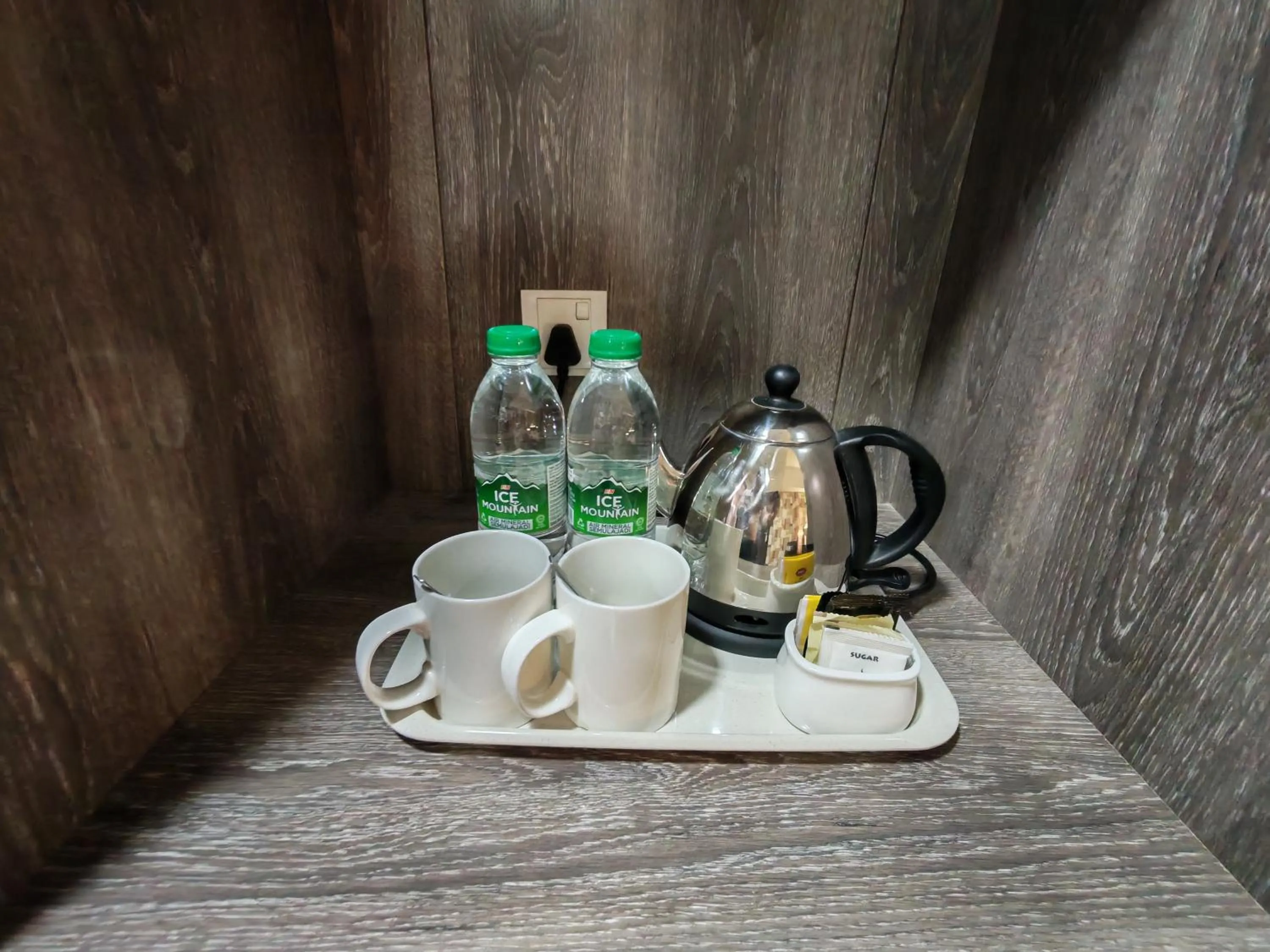 Coffee/tea facilities in Ajang Hotel