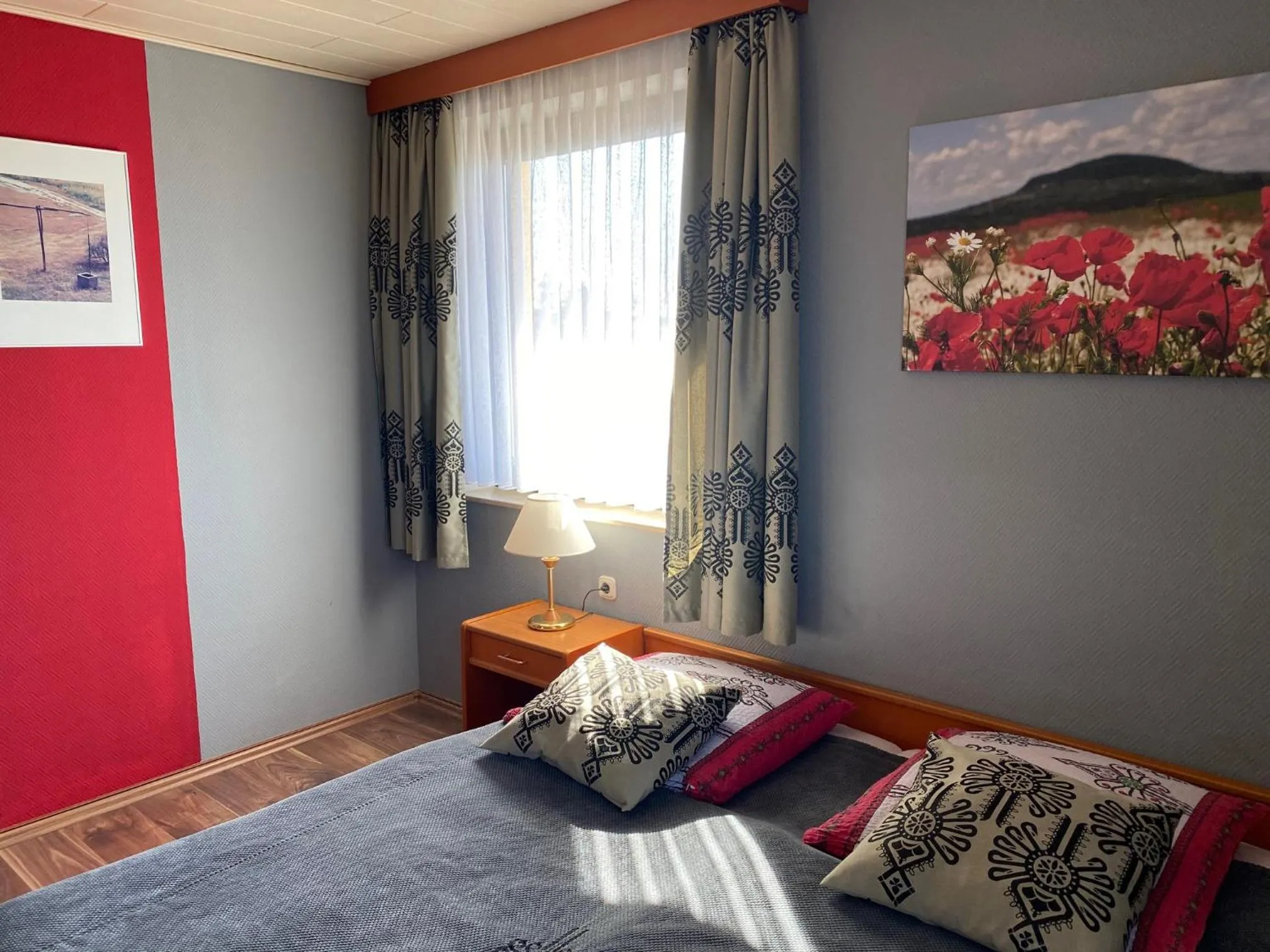 Bed in Hotel zum Ziehbrunnen