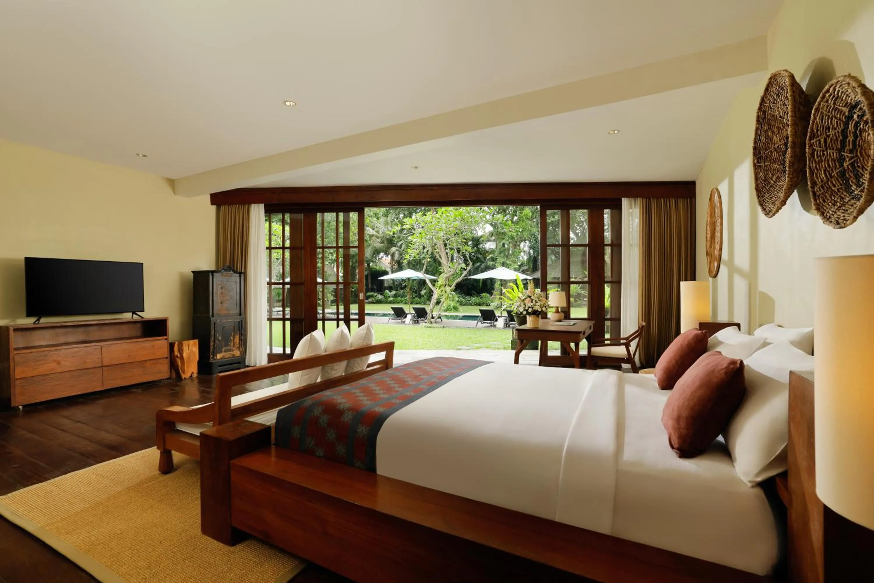 Bed in Villa Tirtadari by Nakula