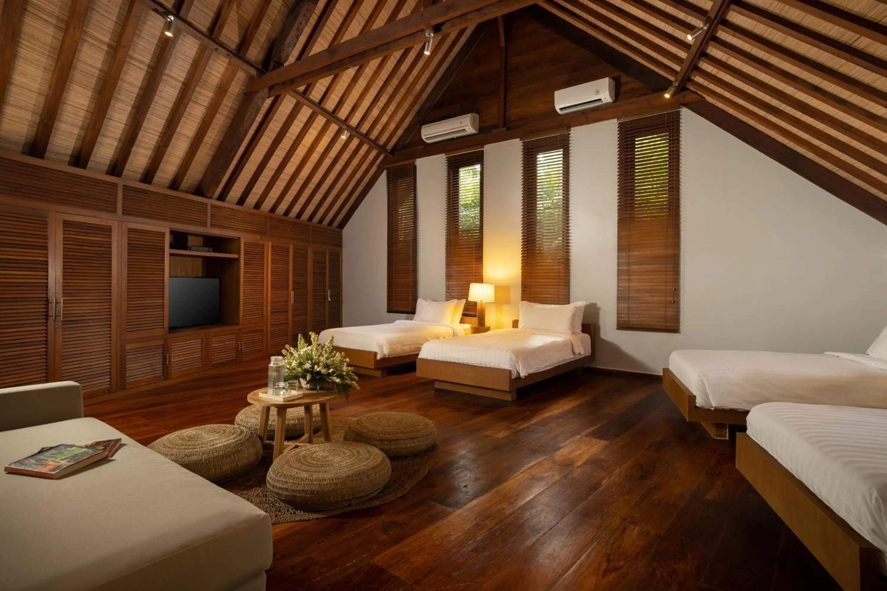 Bed in Villa Tirtadari by Nakula