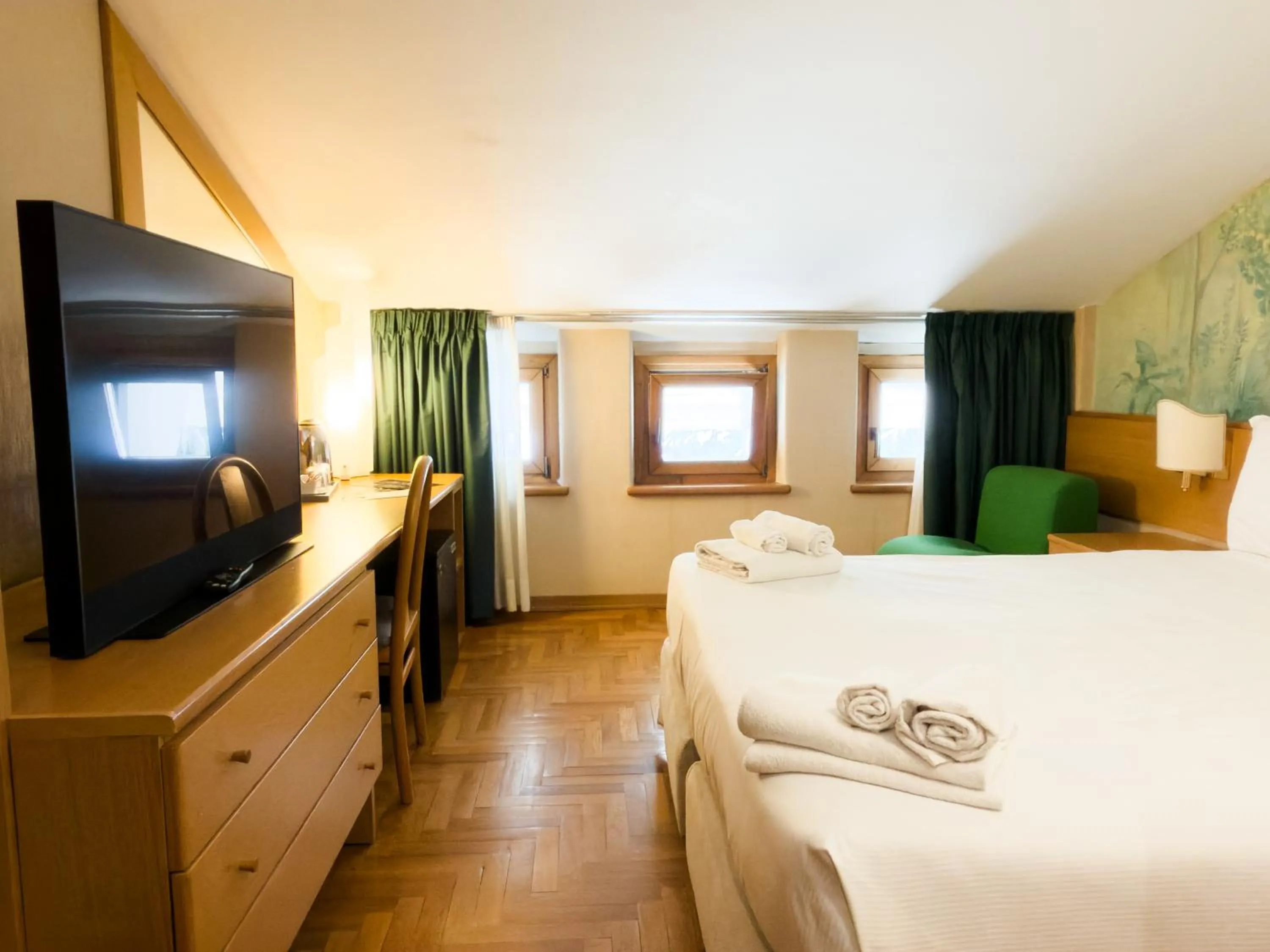 TV and multimedia, Bed in Hotel Camigliatello