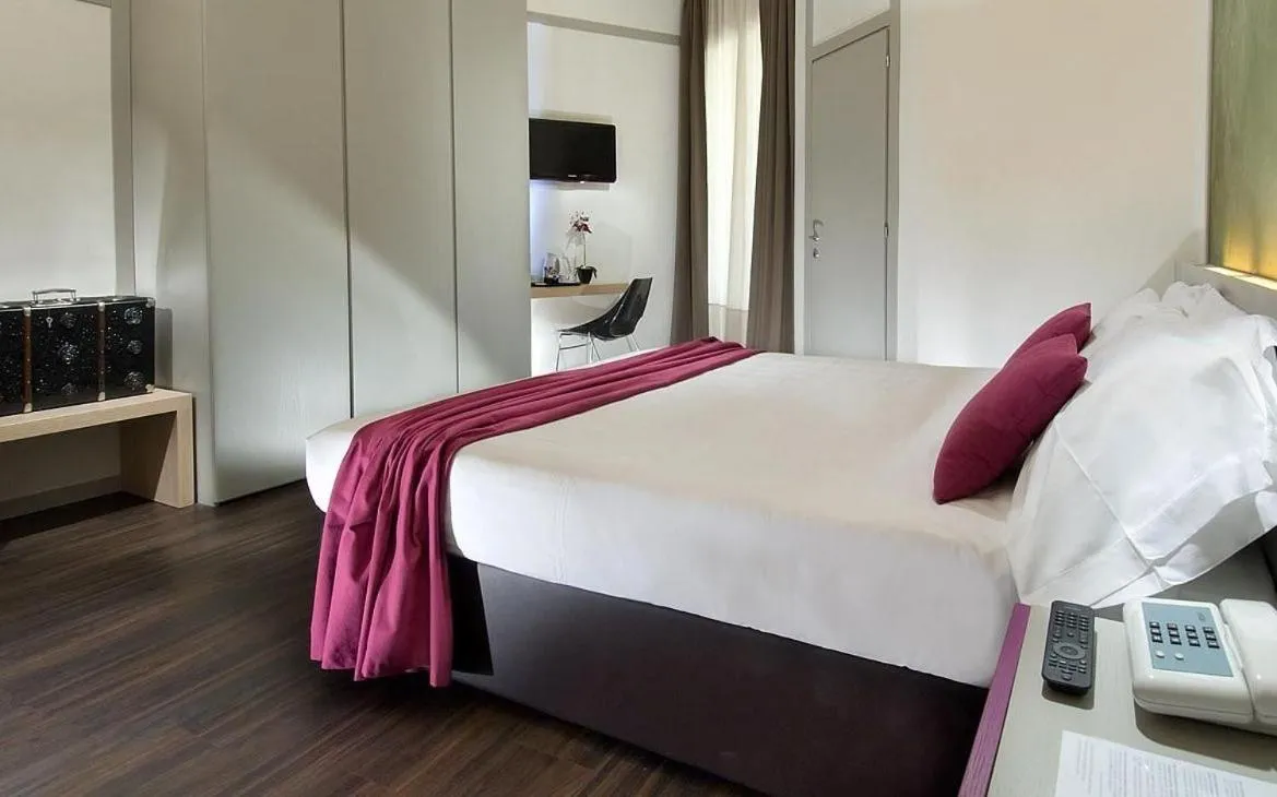 Bed in Acapulco Hotel