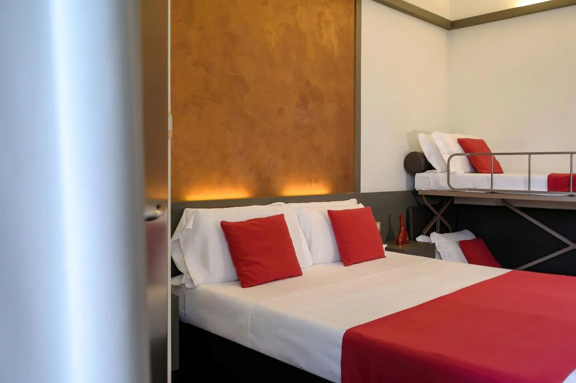 Bedroom, Bed in Acapulco Hotel