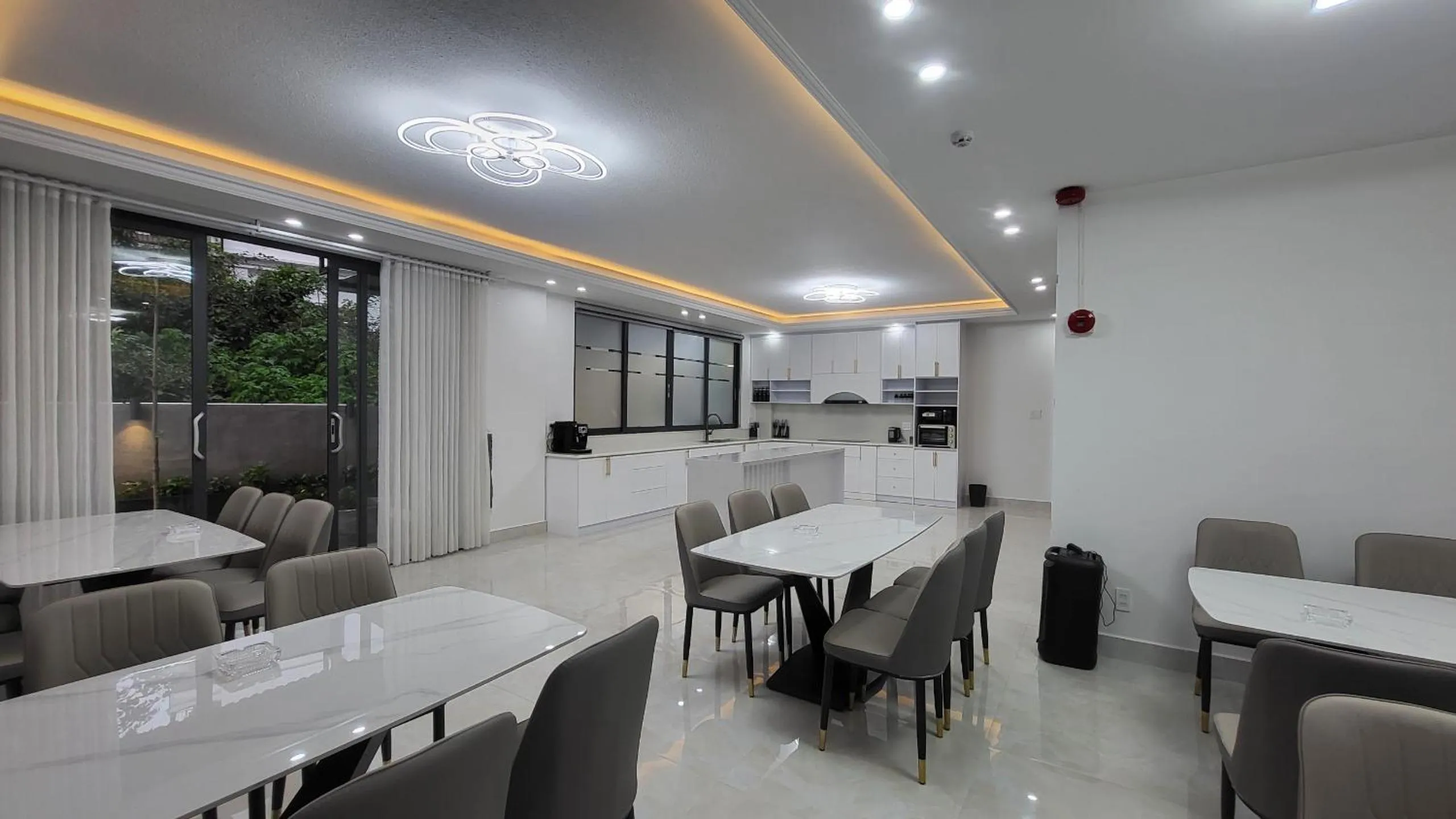 Kitchen or kitchenette in Flower Home KHE SANH 1