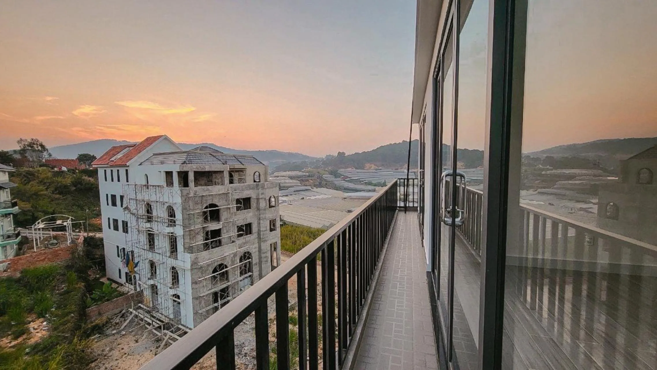 Property building in Flower Home KHE SANH 1