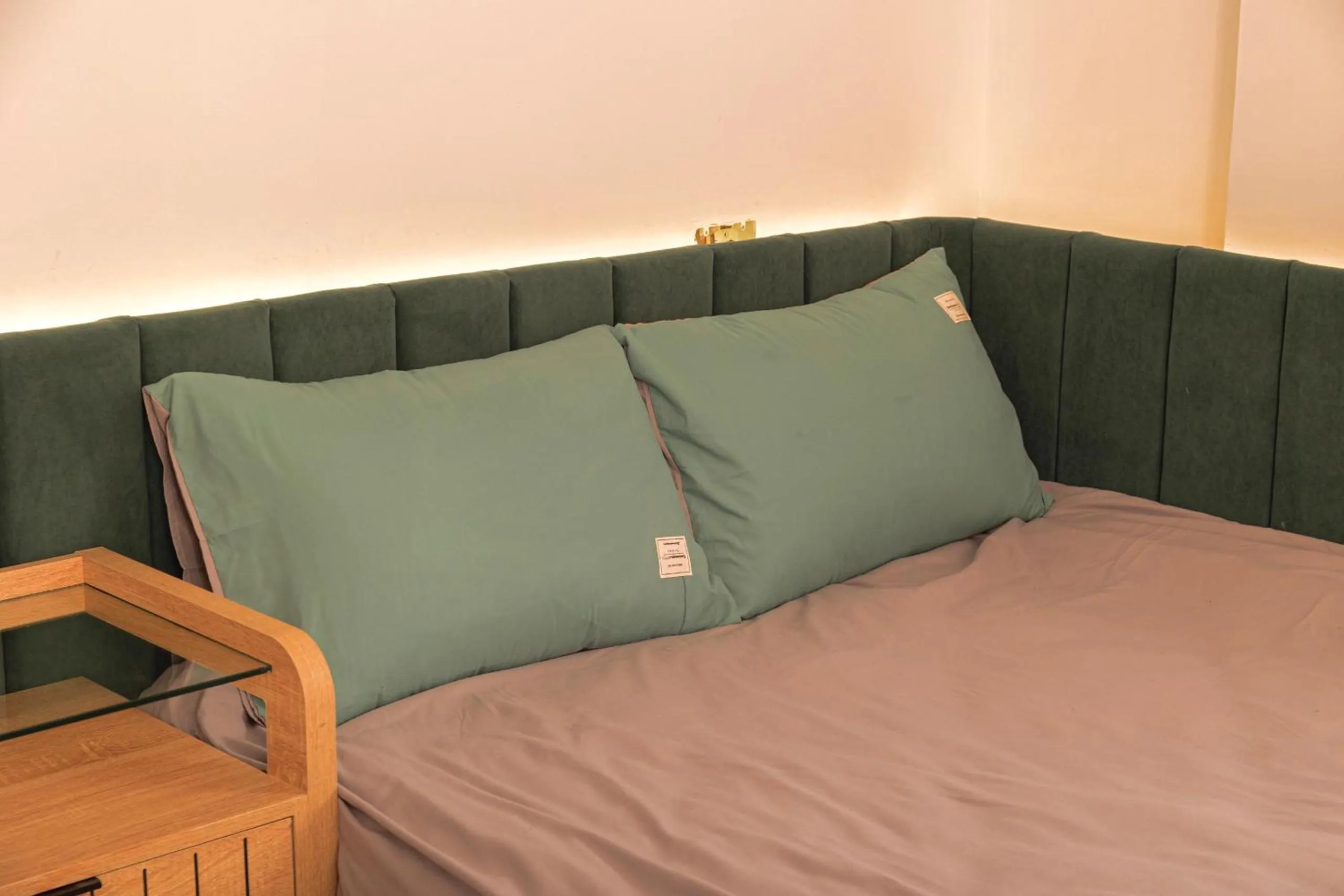 Bed in Flower Home KHE SANH 1