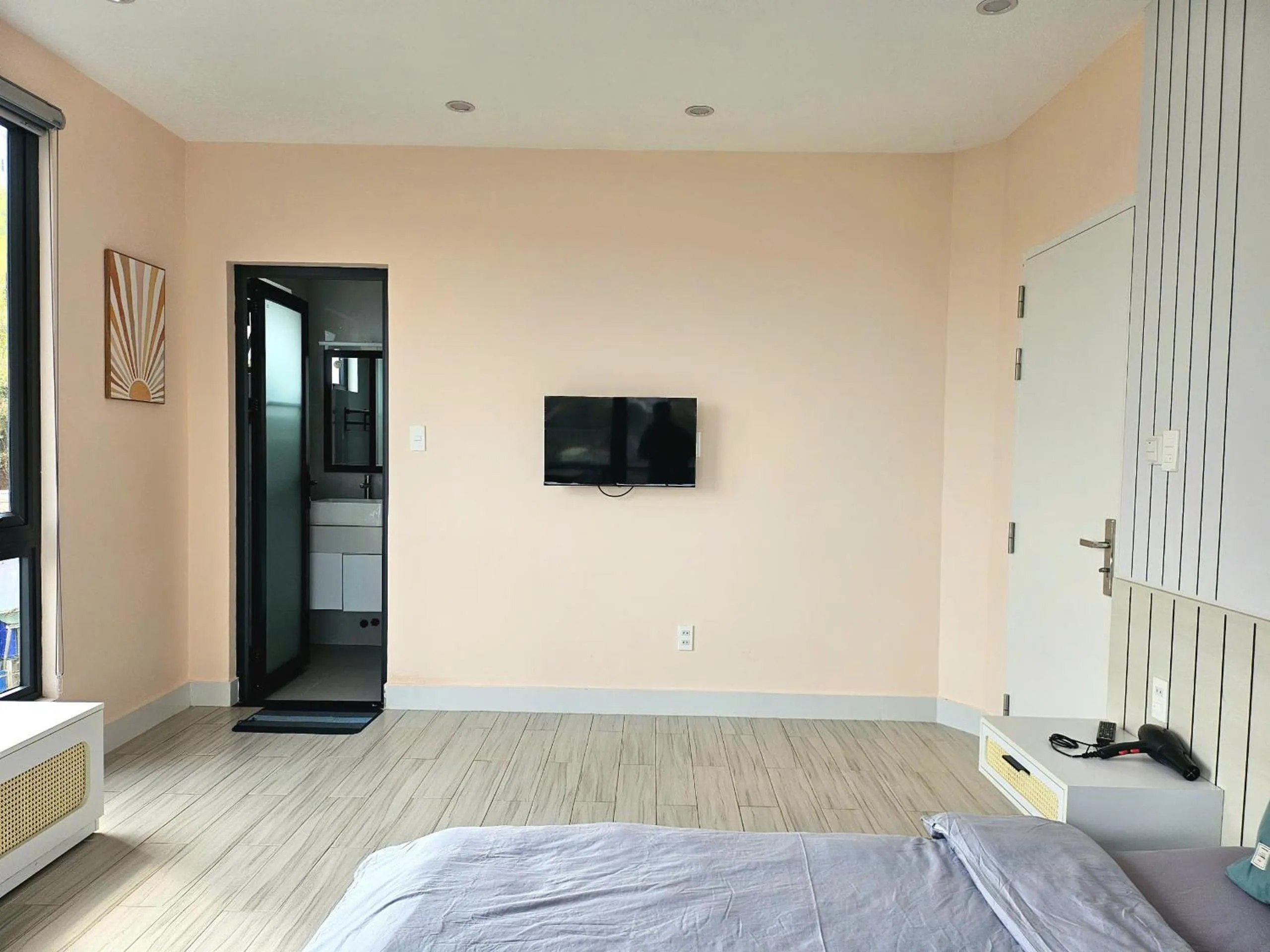 Property building, Bed in Flower Home KHE SANH 1