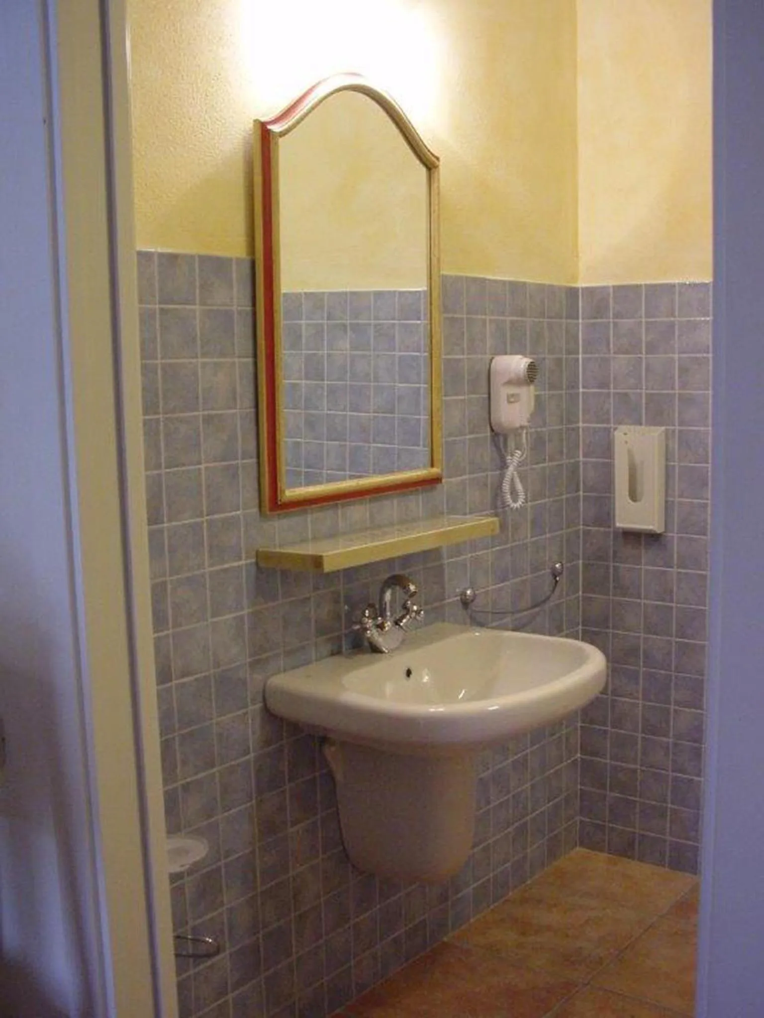 Bathroom in Hotel Adda