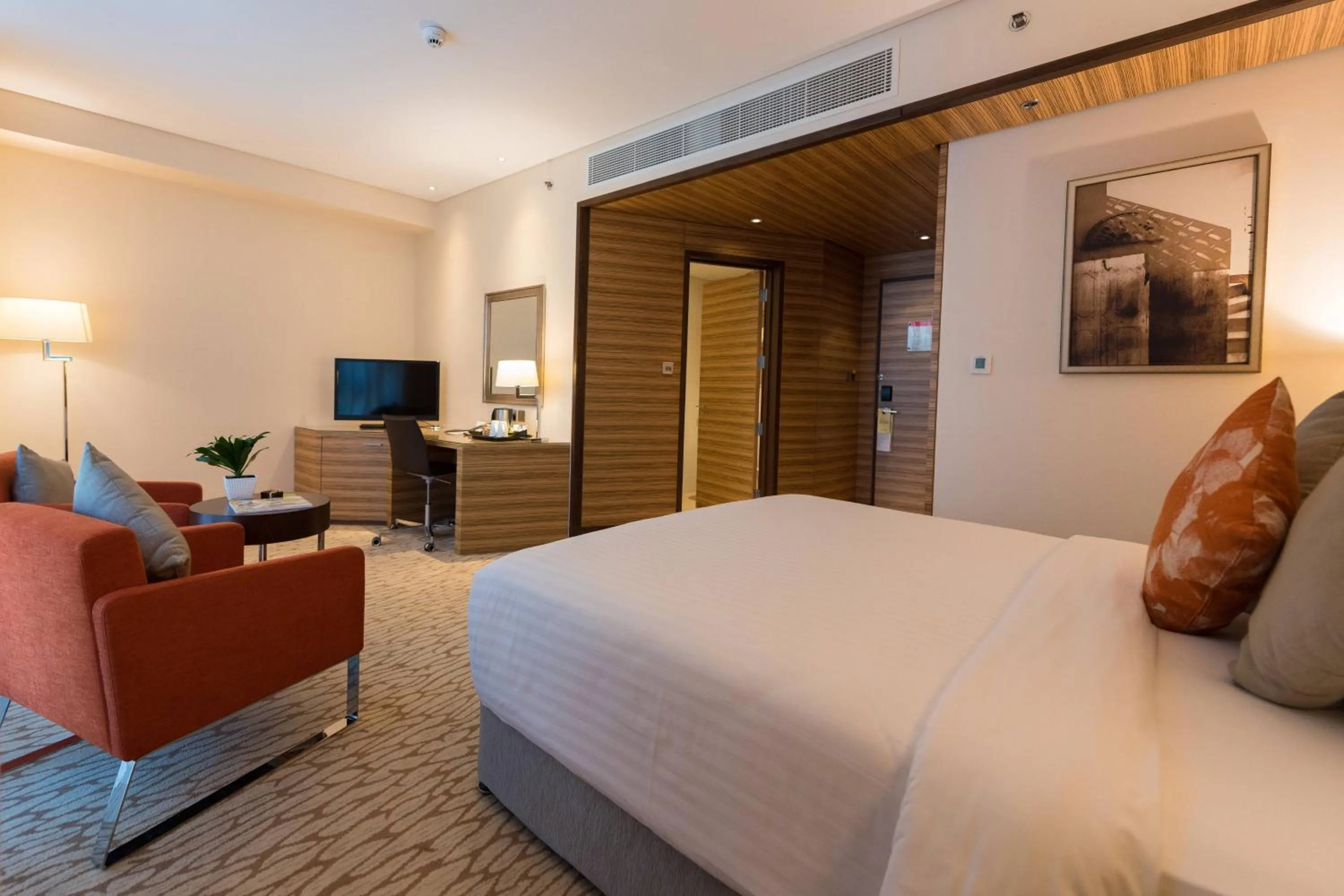 Bedroom, Bed in Courtyard by Marriott World Trade Center, Abu Dhabi
