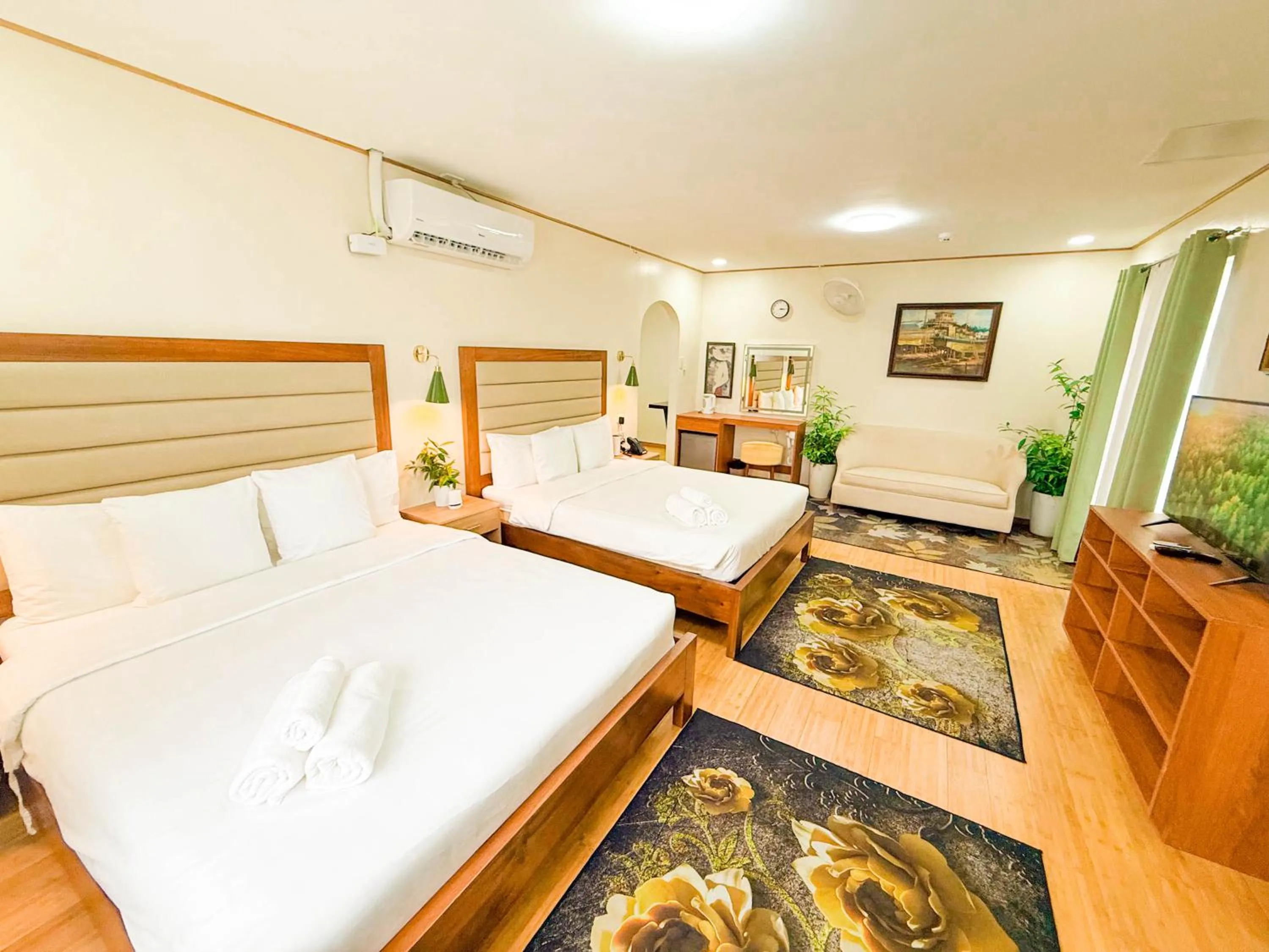 Bedroom, Bed in Sky Garden Homestay