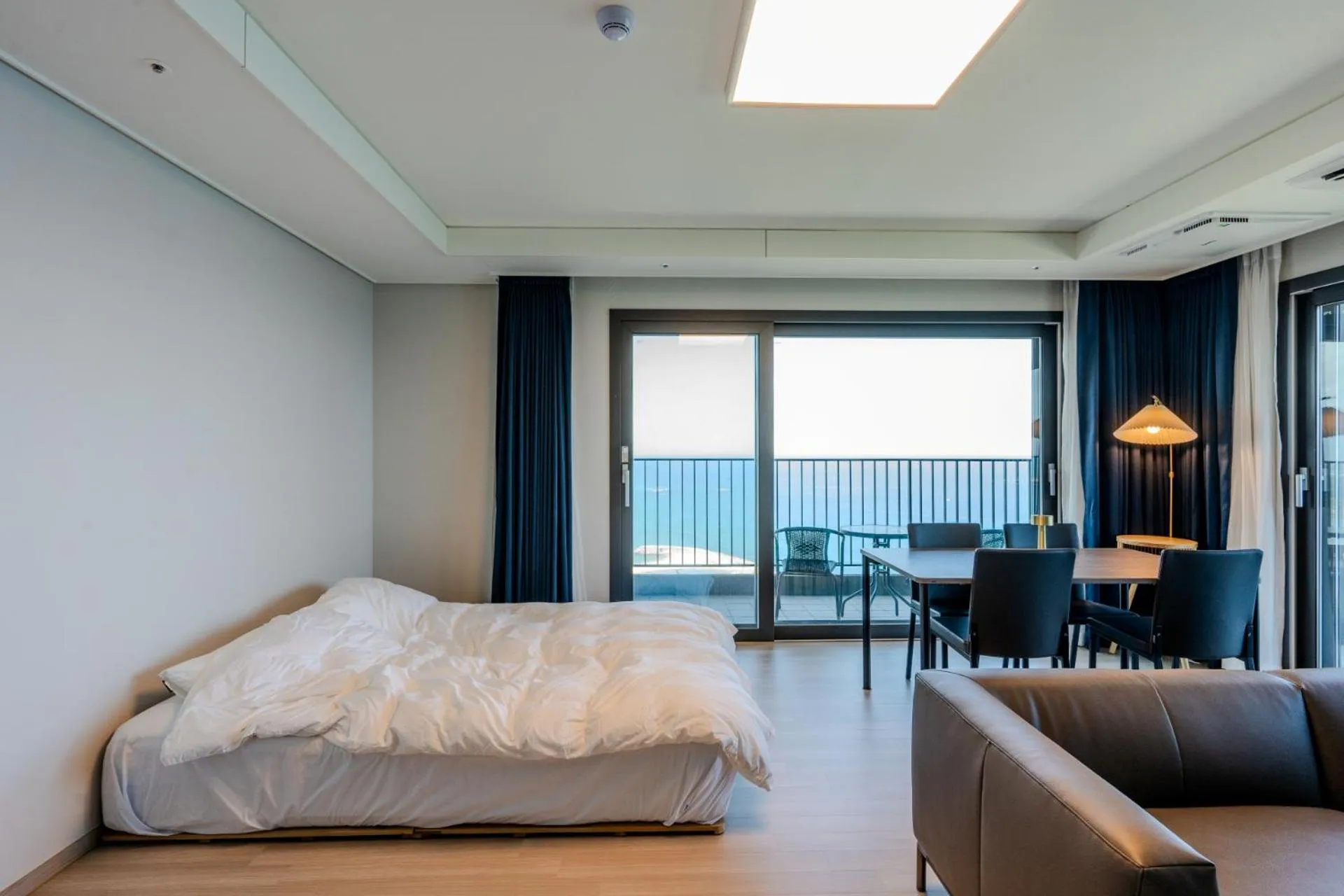 Bed in More than Sokcho