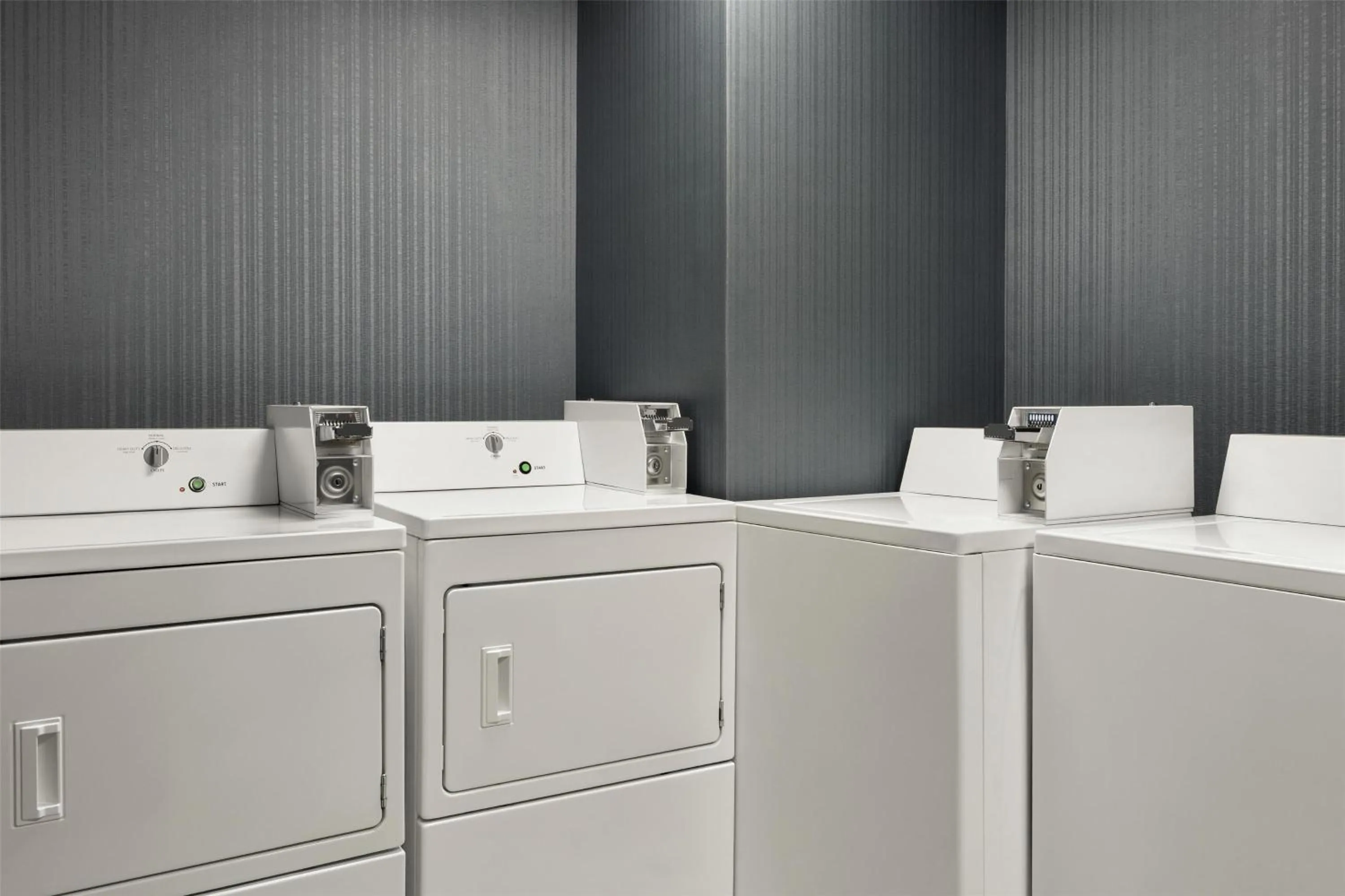 laundry in Homewood Suites by Hilton Burlington