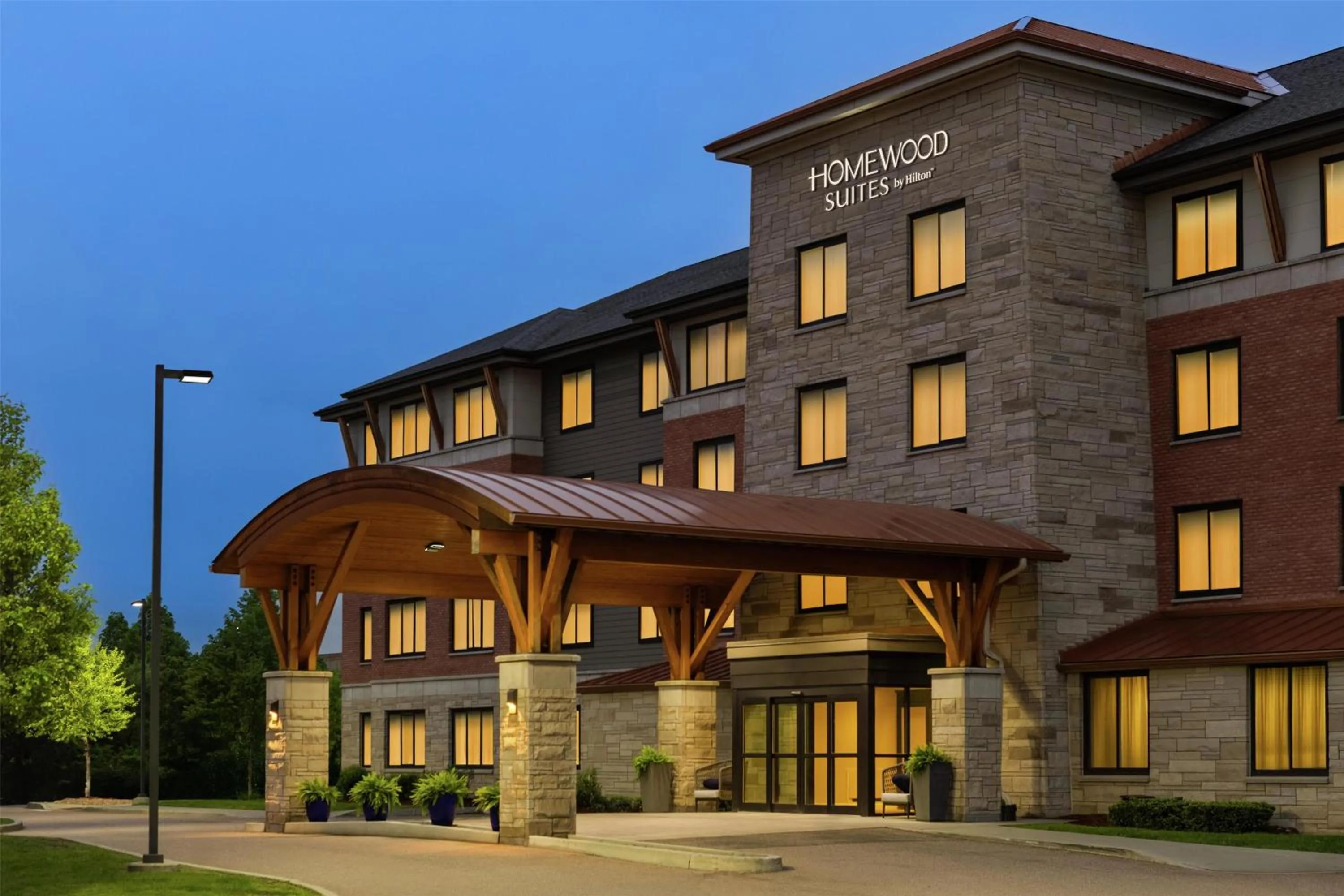 Property building in Homewood Suites by Hilton Burlington