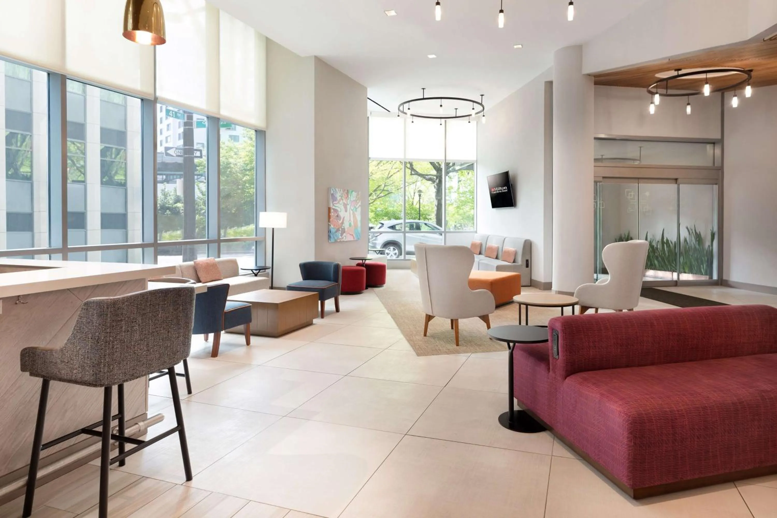 Lobby or reception in Hilton Garden Inn Long Island City