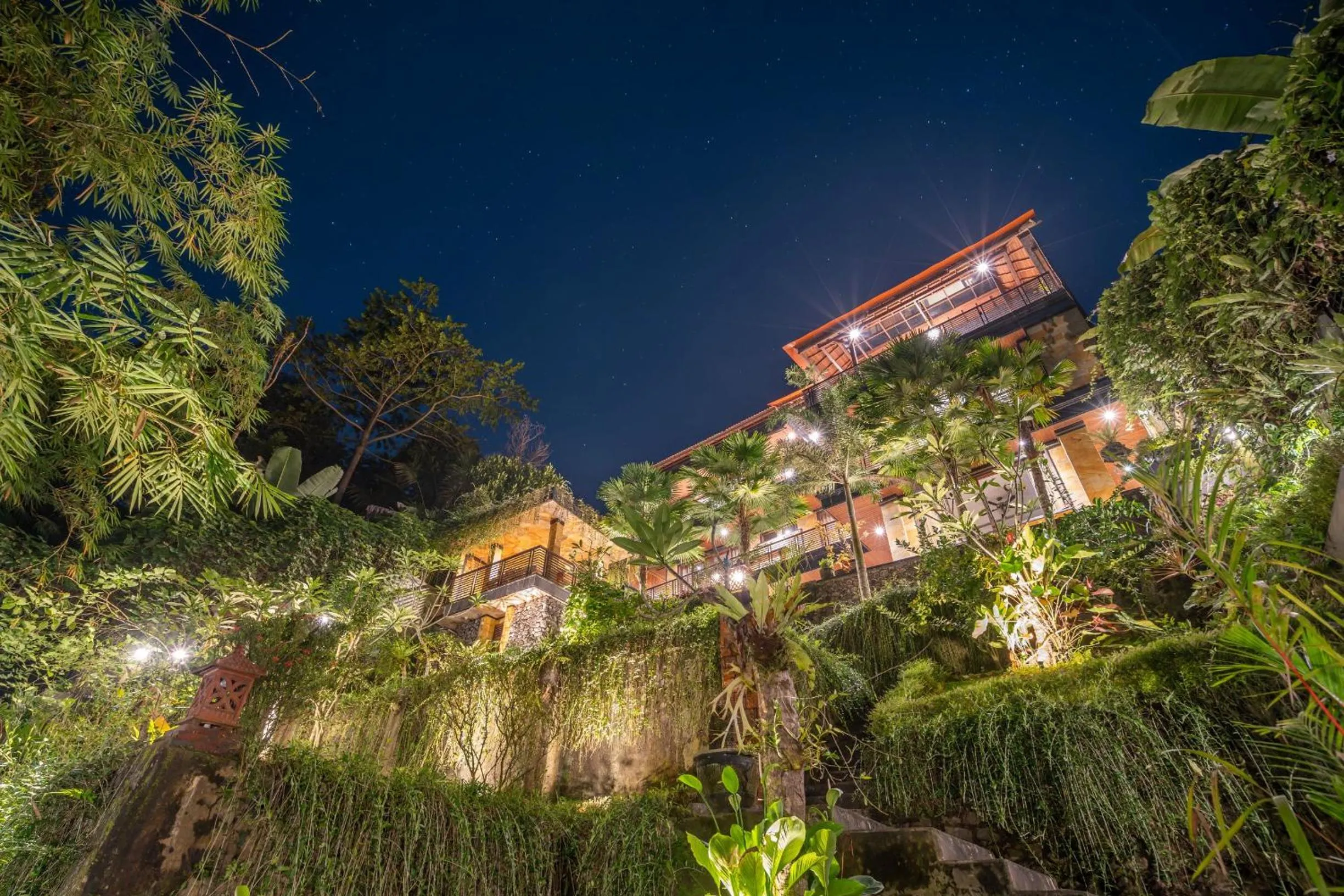 Property building in Maru Fortuna Villa by Moria