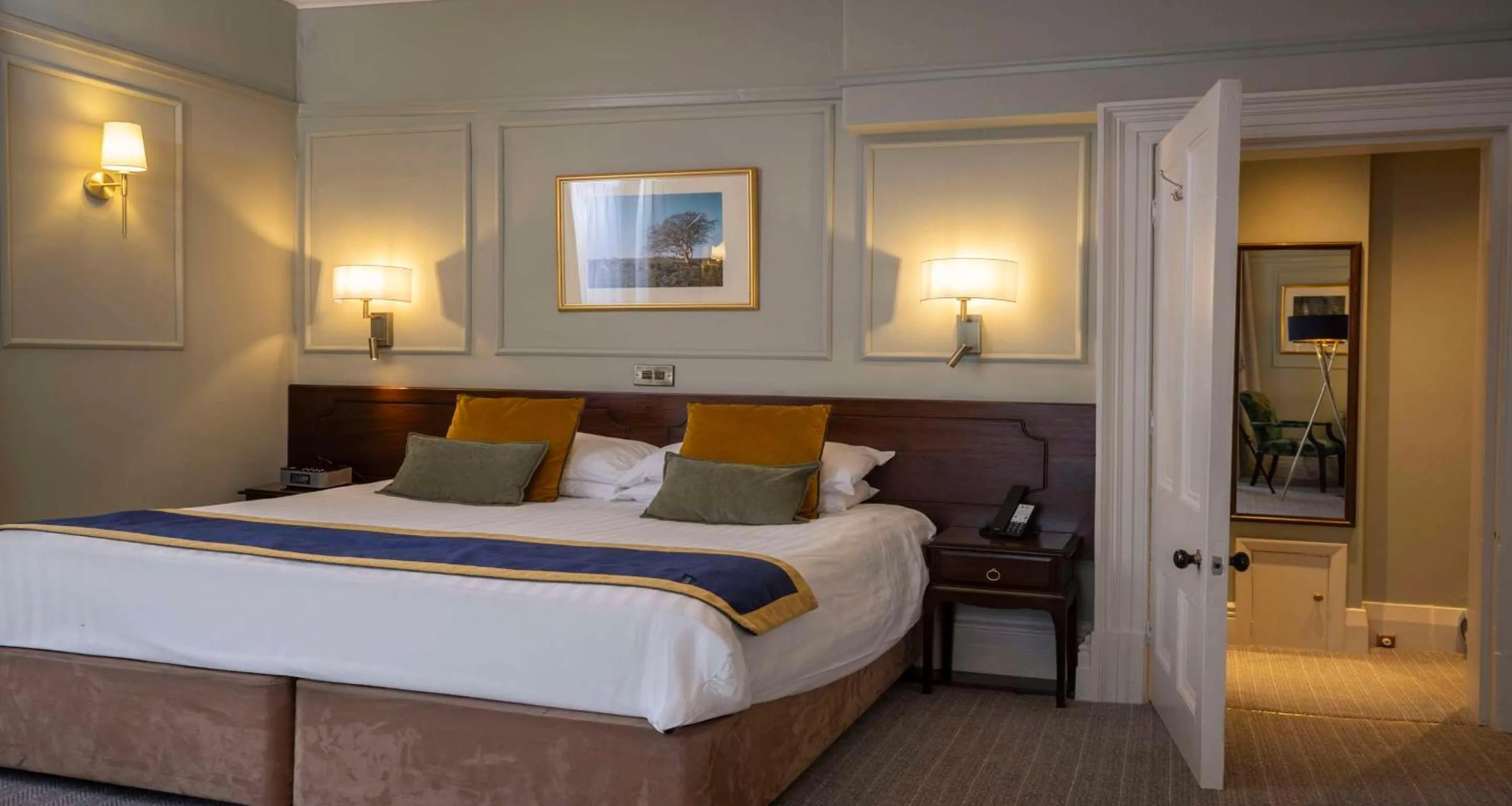 Bedroom, Bed in B/W Plus Buxton Lee Wood Hotel